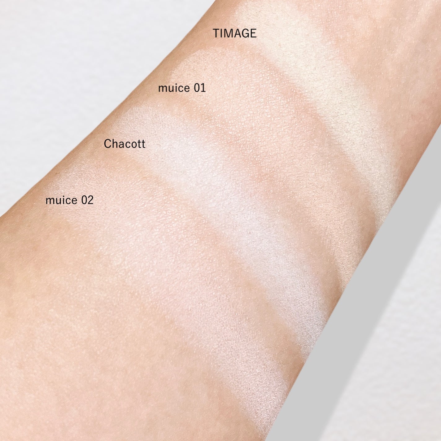 マルチカラーバリエーション マット/チャコット・コスメティクス/単色アイシャドウを使ったクチコミ(4枚目)