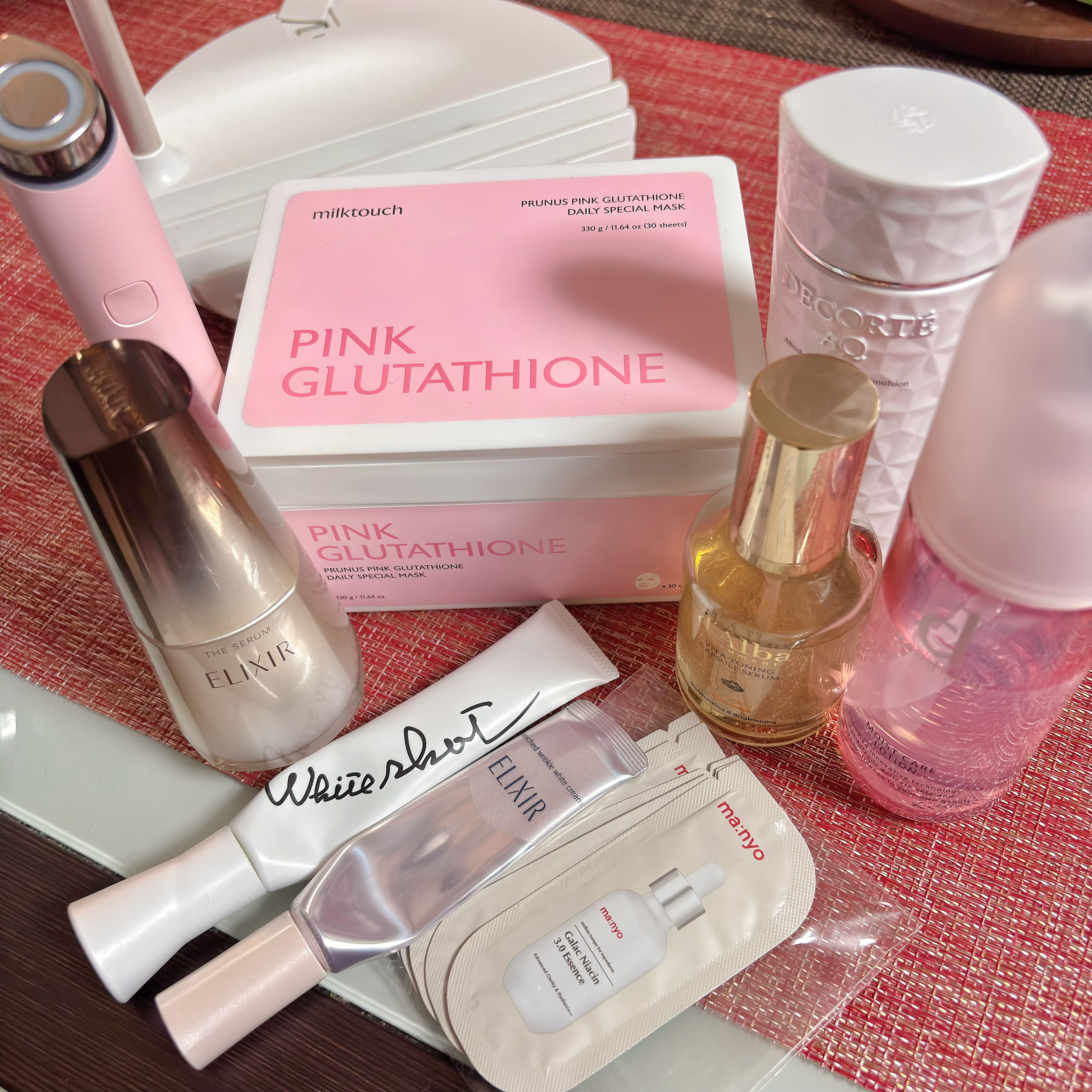 AQ アブソリュート エマルジョン マイクロラディアンス Ⅱ/DECORTÉ/乳液を使ったクチコミ（1枚目）