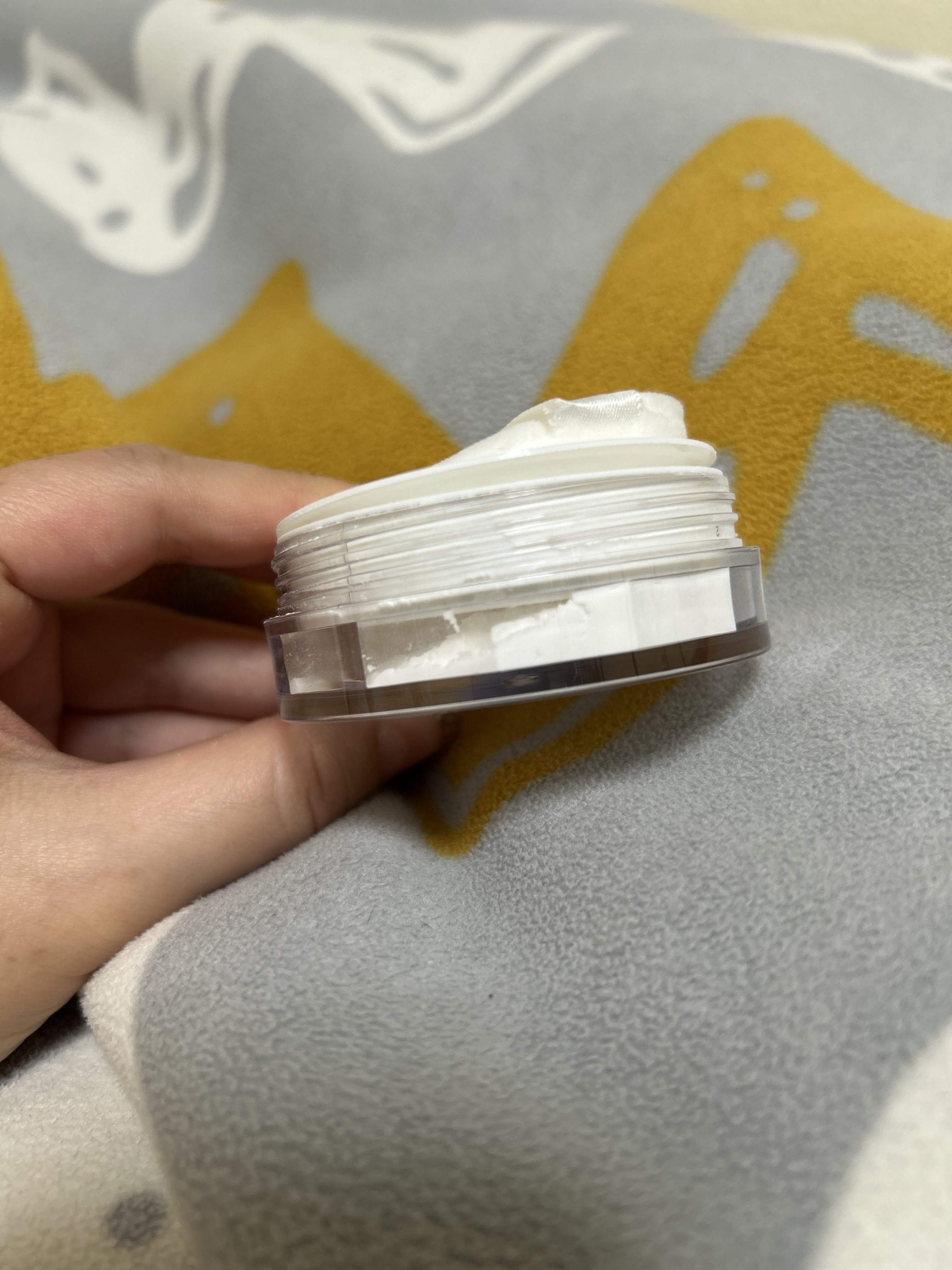 トランスルーセントセットフィニッシングパウダー/TFIT/ルースパウダーを使ったクチコミ（3枚目）