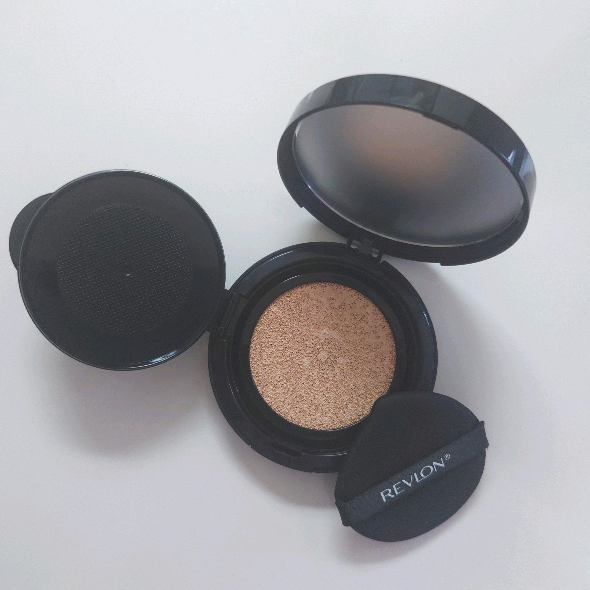 レブロン カラーステイ ロングウェア UV クッション ファンデーション/REVLON/クッションファンデーションを使ったクチコミ（1枚目）