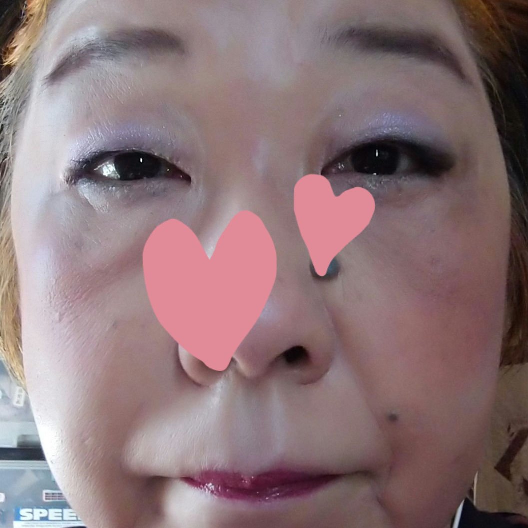 DIKALU MINI NINE-COLOR EYESHADOW PALETTEのクチコミ「🌷今日のメイク🌷

朝のスキンケア後

ニベアUV ウォータージェルEX
MISSHAM クッ.....」（3枚目）