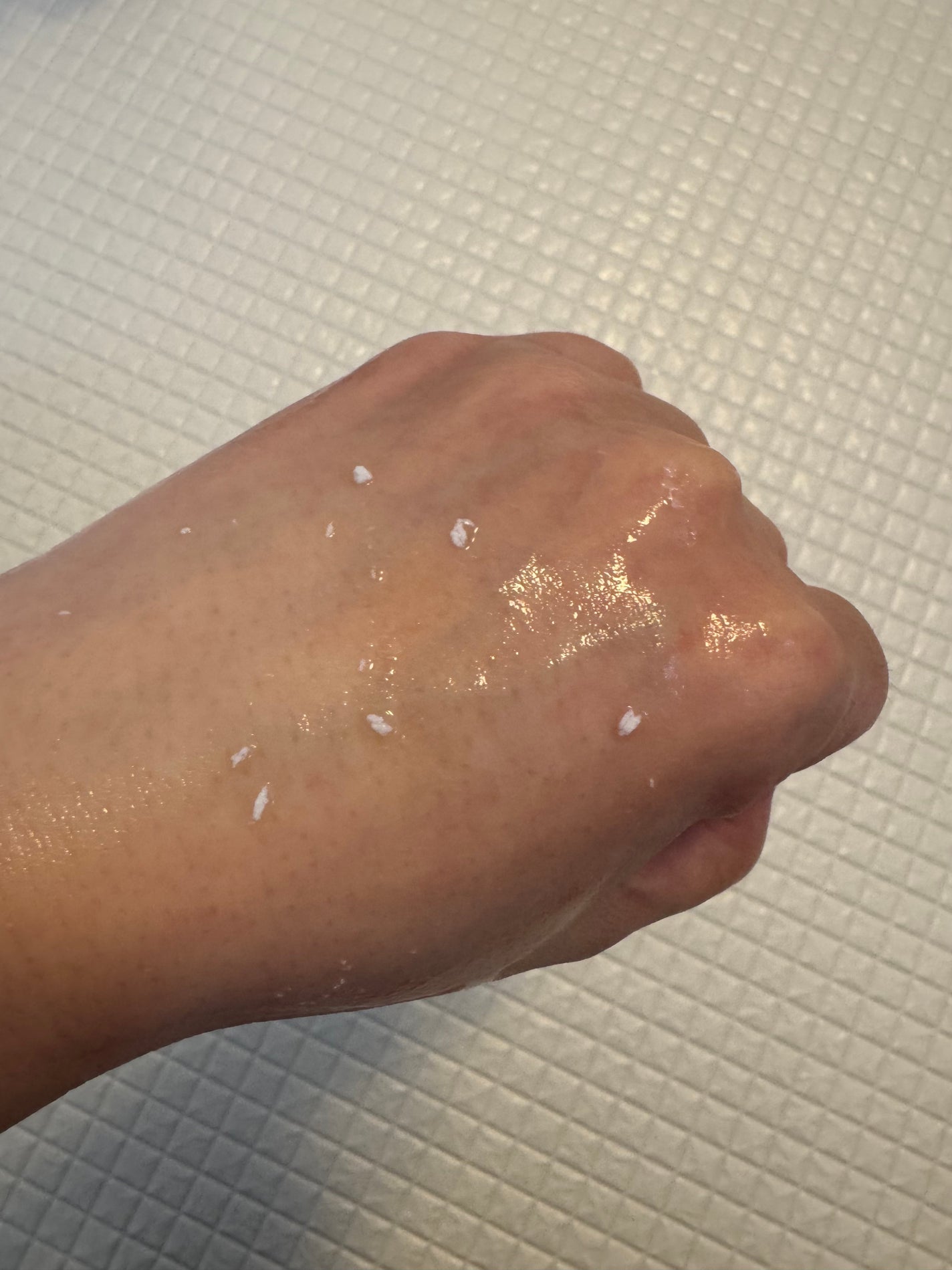 ナチュラルアクアジェル/Cure/ピーリングを使ったクチコミ(3枚目)