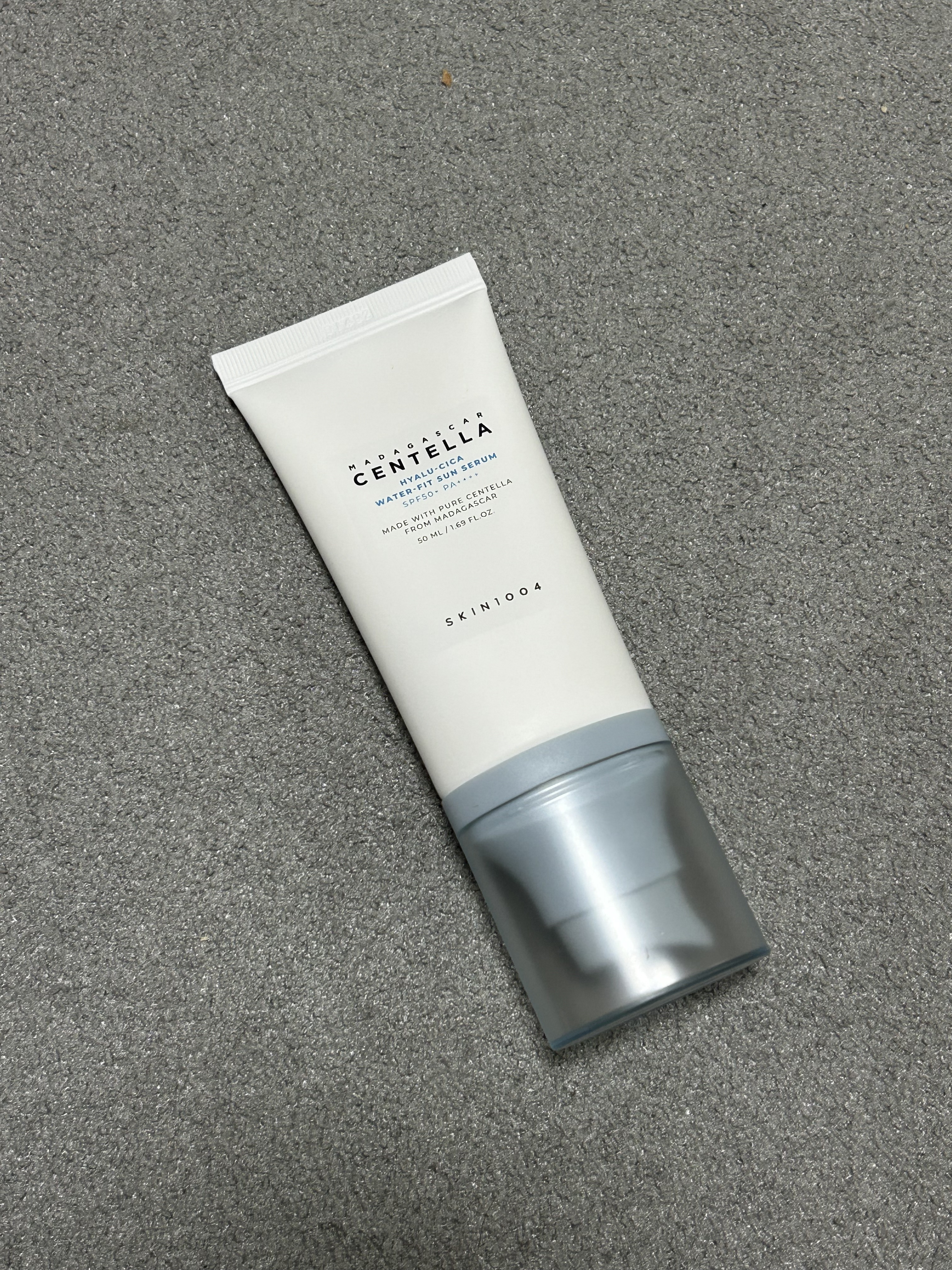 ヒアルーシカ ウォーターフィット サンセラム/SKIN1004/日焼け止めローションを使ったクチコミ（1枚目）