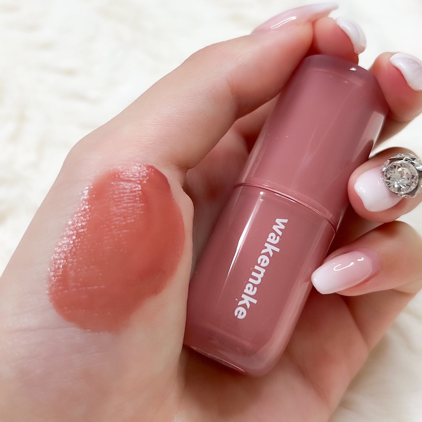 ウォータフルグロウティント/wakemake/リップティントを使ったクチコミ(3枚目)