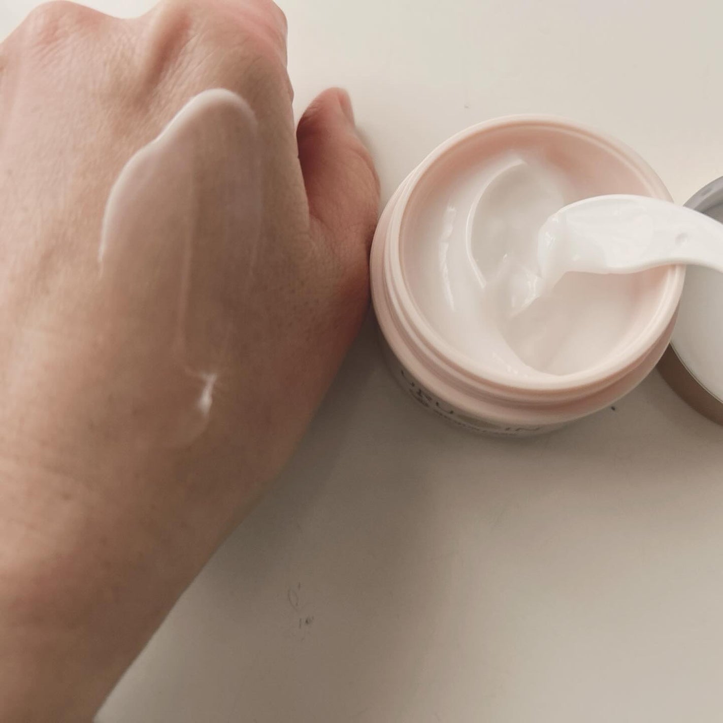 セラムクリーム/URUOIN/フェイスクリームを使ったクチコミ(4枚目)