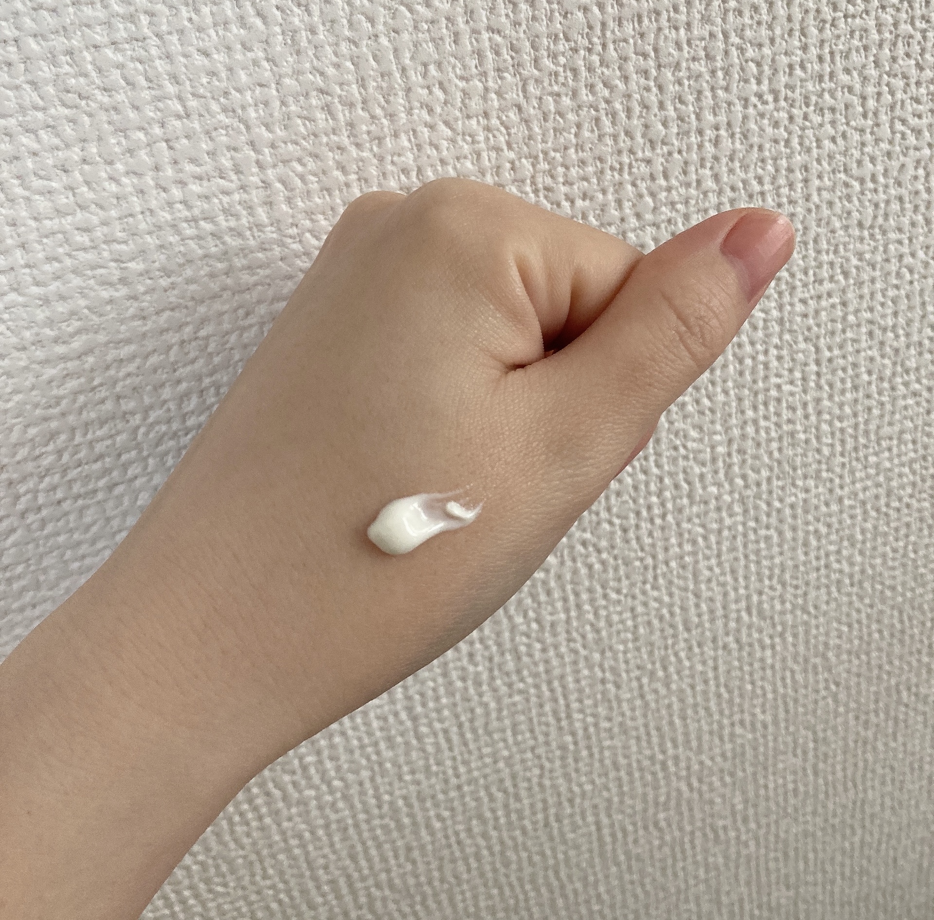 ヒアルーシカ ウォーターフィット サンセラム/SKIN1004/日焼け止めローションを使ったクチコミ（3枚目）