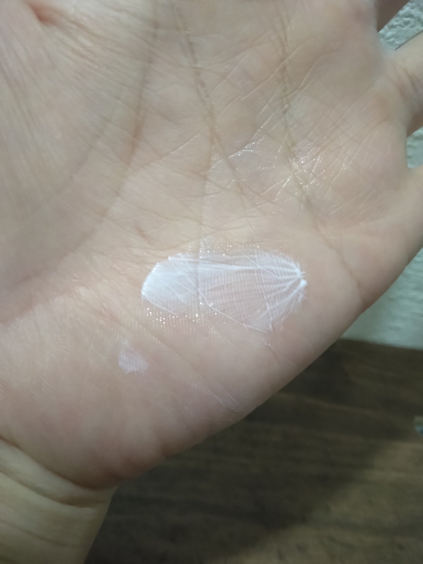 ヒアルーシカ ウォーターフィット サンセラム/SKIN1004/日焼け止めローションを使ったクチコミ(2枚目)