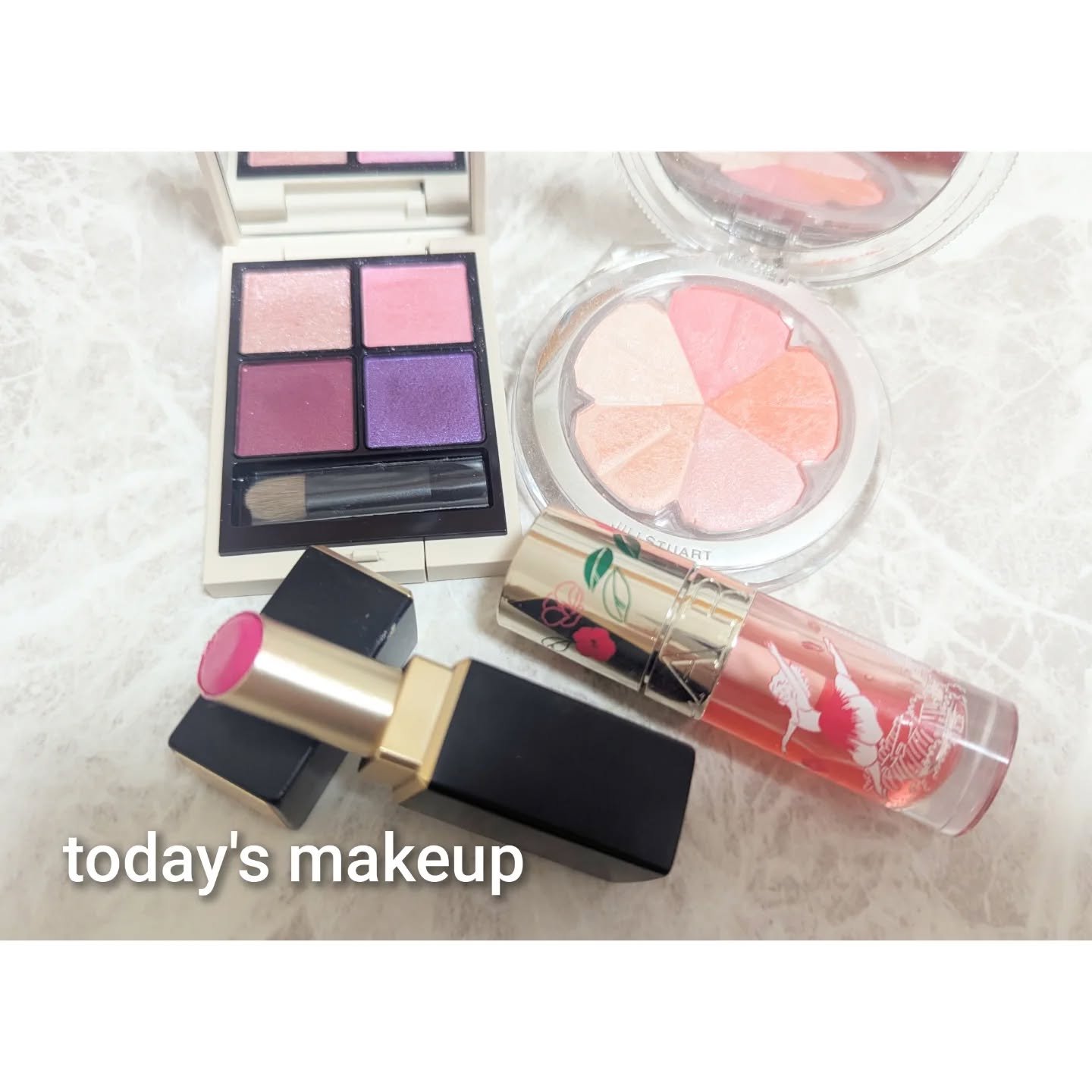 リップコンフォートオイル/CLARINS/リップグロスを使ったクチコミ（1枚目）