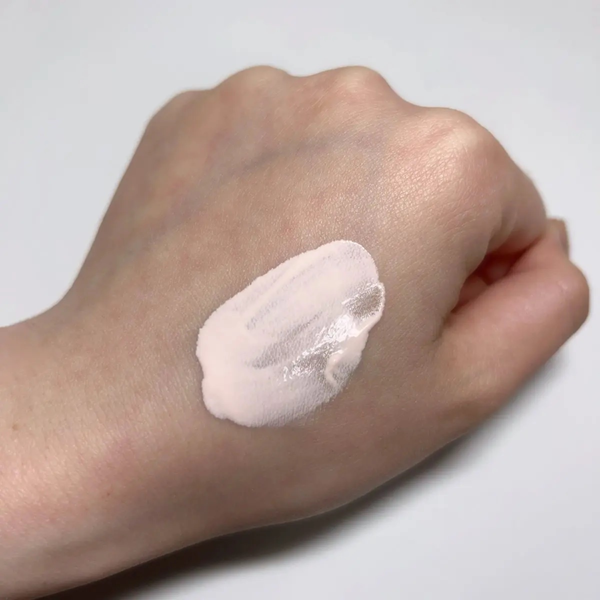 プロテクティング プライマー/PAUL & JOE BEAUTE/化粧下地を使ったクチコミ（3枚目）