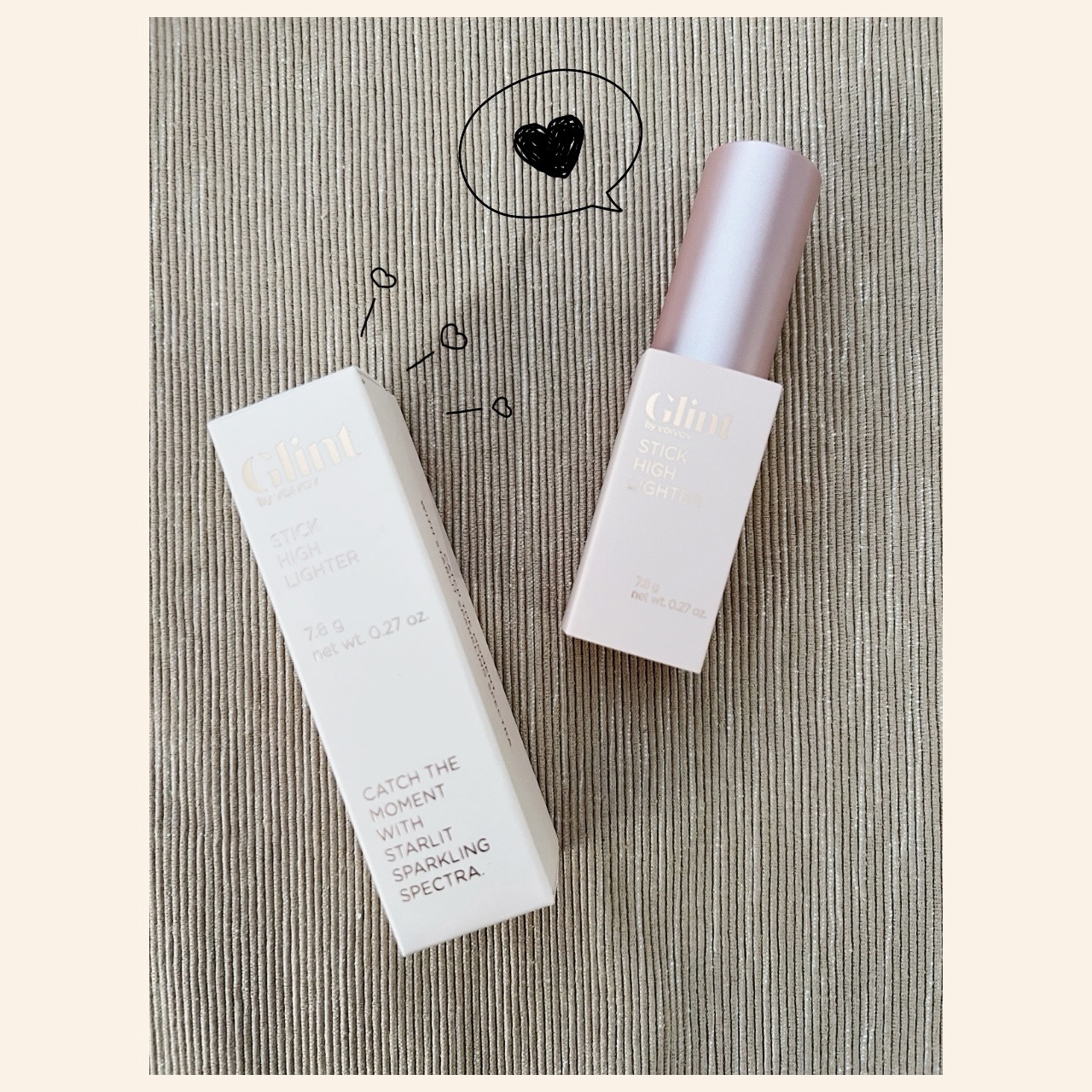 Glintスティックハイライター🙌✨

カラーはロージームーンを購入しました🧚✨

…と言うより、
もうこの色しかなかったのとどうしても試したかったのでこちらを購入！😂✨

水光肌に憧れて！！😂✨

保湿力あるのにベタ付かない🙆
