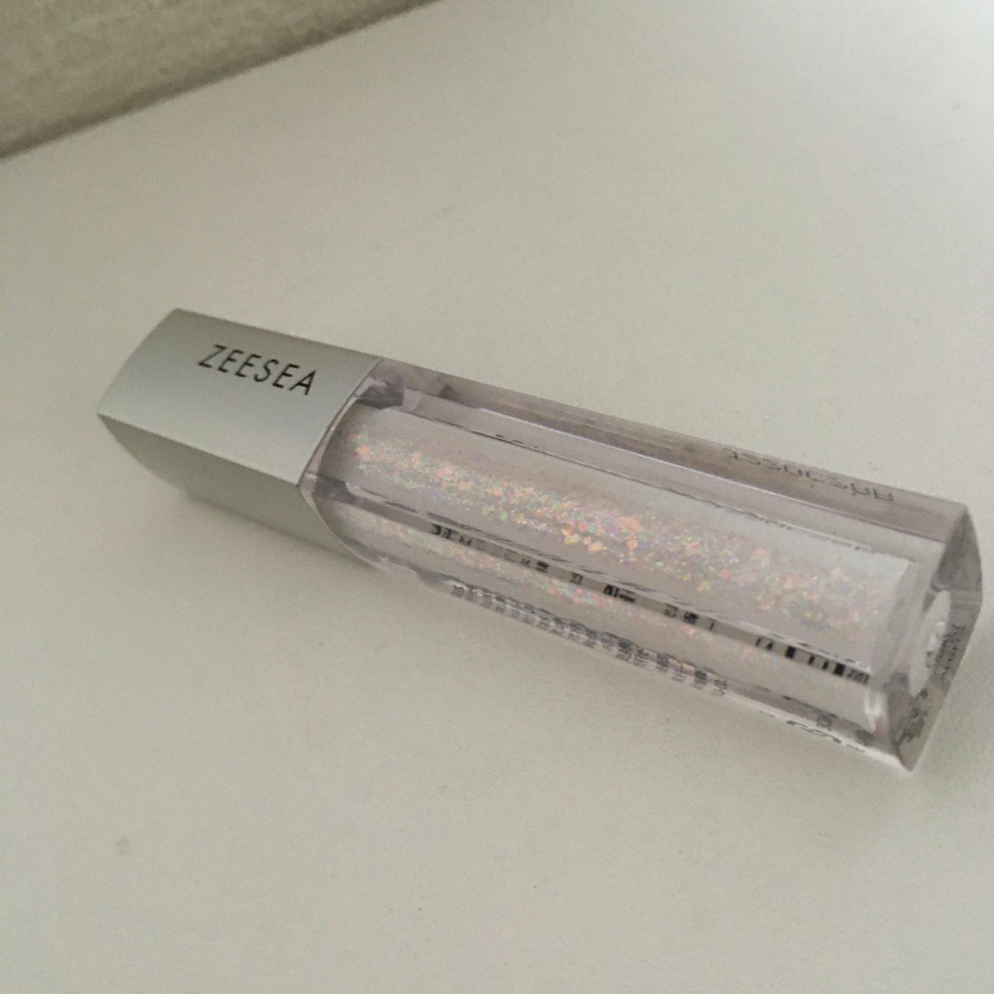 ダイヤモンドシリーズ 星空リキッドアイシャドウ/ZEESEA/リキッドアイシャドウを使ったクチコミ(1枚目)