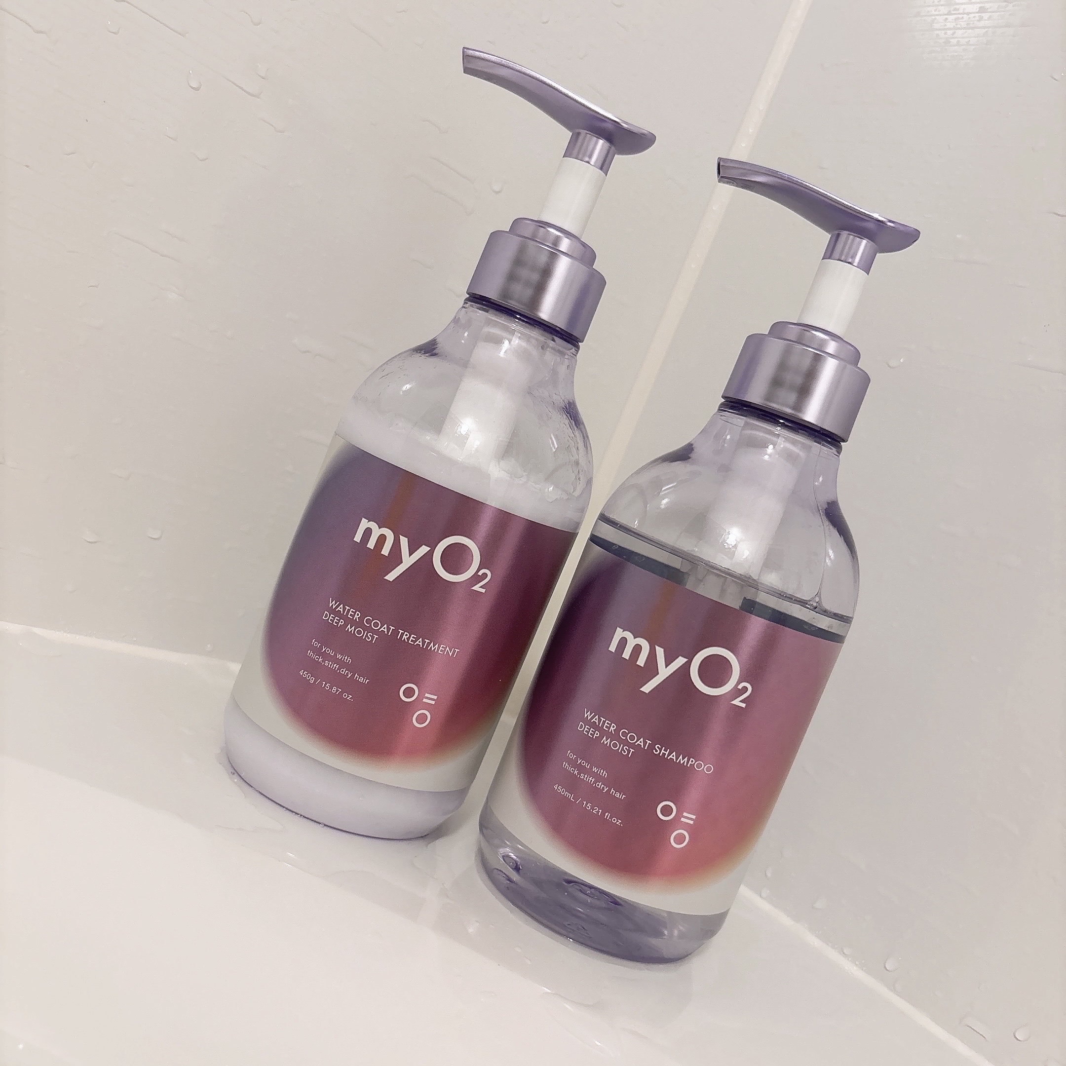 ---myO2
マイ・オーツー ウォーターコート
ディープモイスト

気になっていたシャントリが当選しました🎉*°

シャンプーやトリートメント構成の
50％以上を占める「水」に着目し
特殊製法の酸素⽔とコラーゲン
ヒアルロン酸を組み合わ