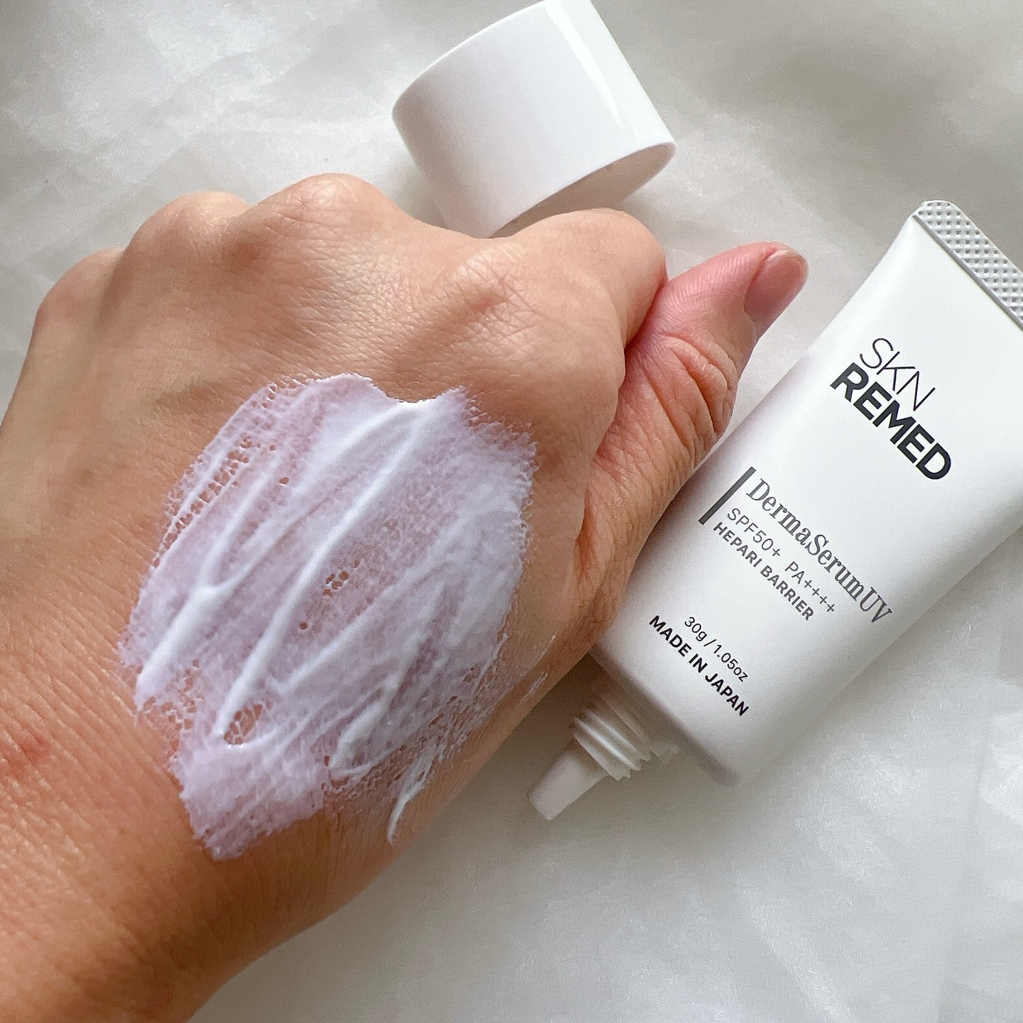 ダーマセラムUV　ヘパリバリア/SKN REMED/日焼け止め・UVケアを使ったクチコミ（3枚目）