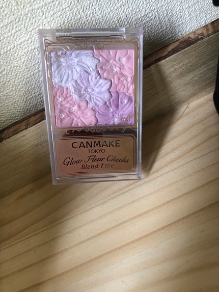 グロウフルールチークス(ブレンドタイプ)/キャンメイク/パウダーチークを使ったクチコミ(1枚目)