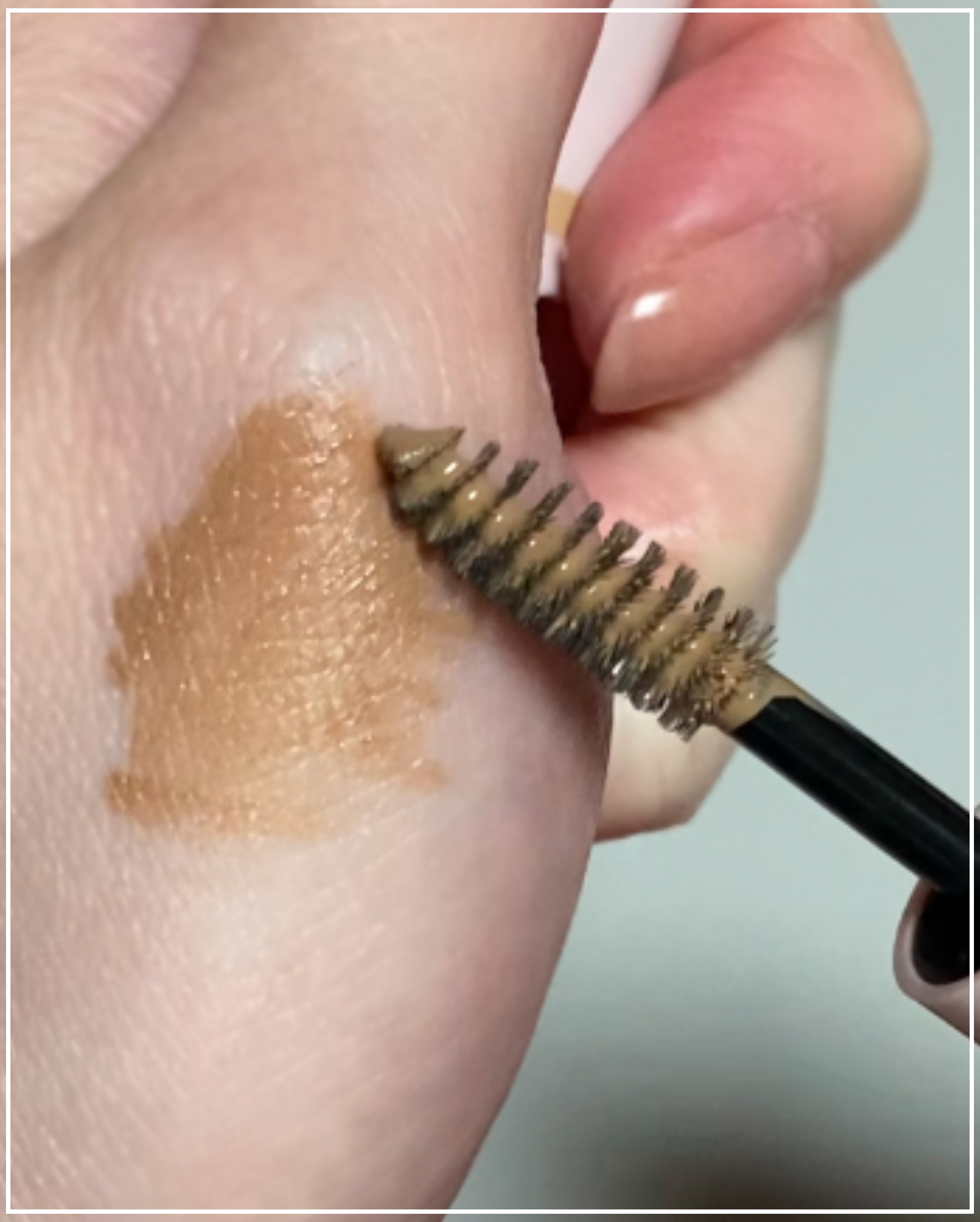 KM アイブロウマスカラ/DAISO/眉マスカラを使ったクチコミ（3枚目）