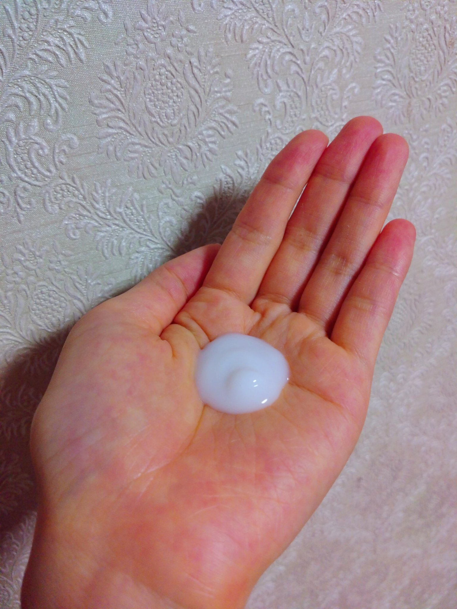 エッセンスインヘアミルク/オルビス/ヘアミルクを使ったクチコミ（3枚目）