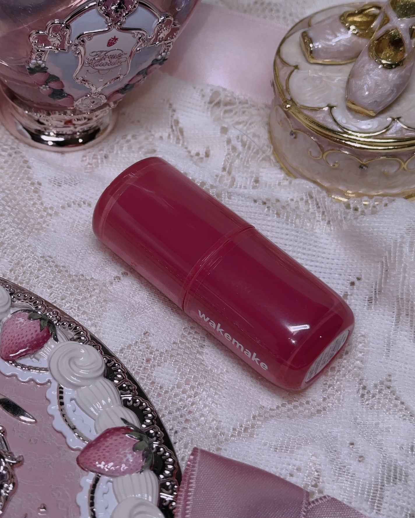 ウォータフルグロウティント/wakemake/リップティントを使ったクチコミ(5枚目)