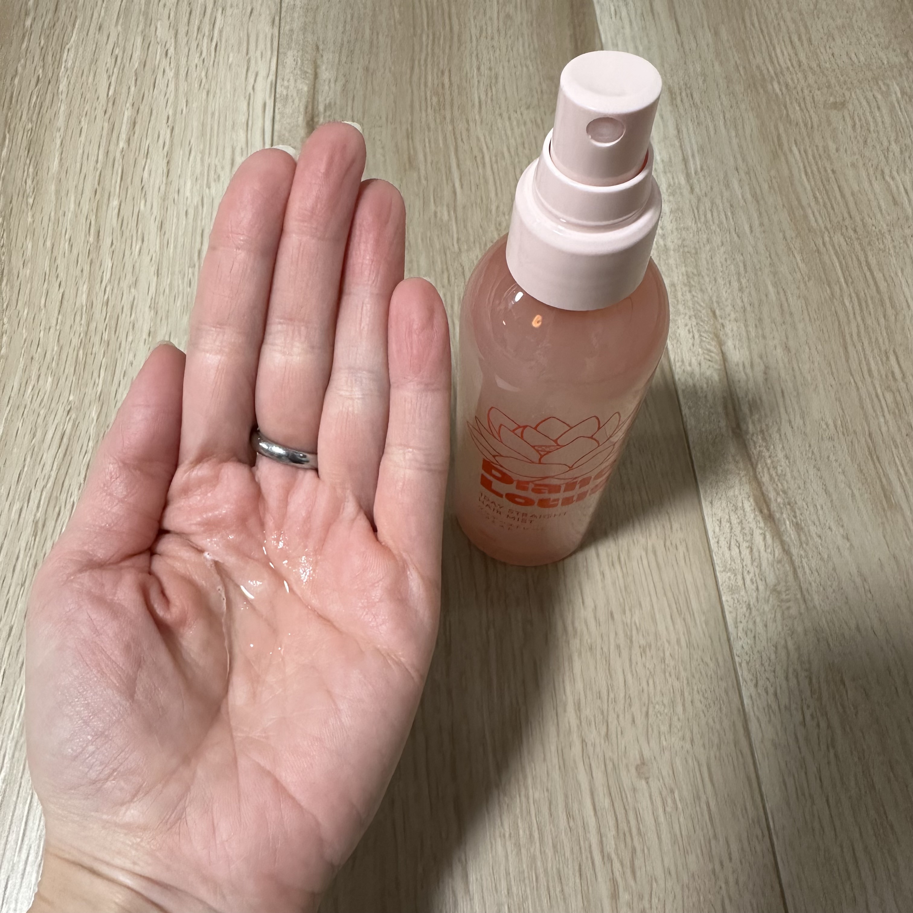 ロータス ワンデーストレート ヘアミスト ティー＆シトラスの香り/ダイアン/ヘアミストを使ったクチコミ（3枚目）