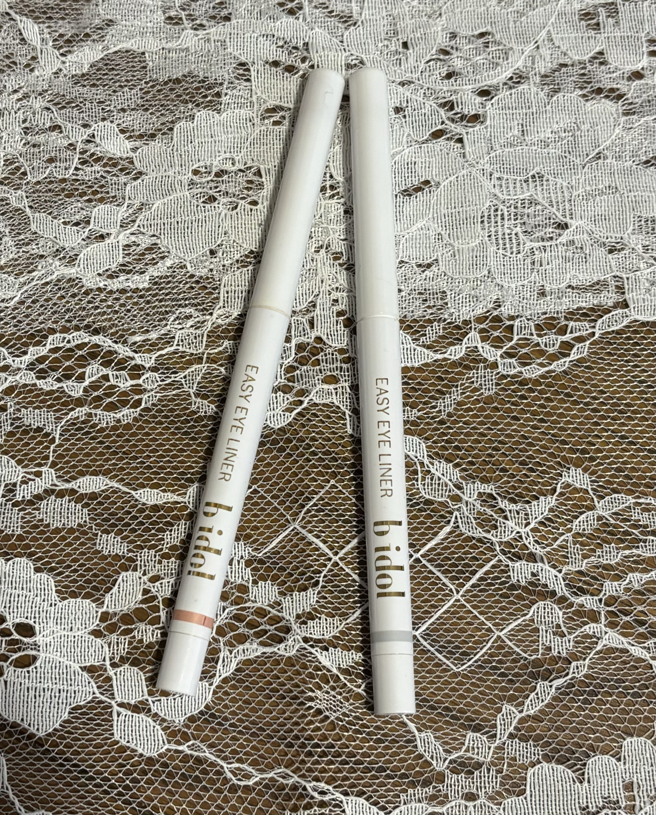 イージーeyeライナーR 04 うるみホワイト/b idol/ペンシルアイライナーを使ったクチコミ（1枚目）