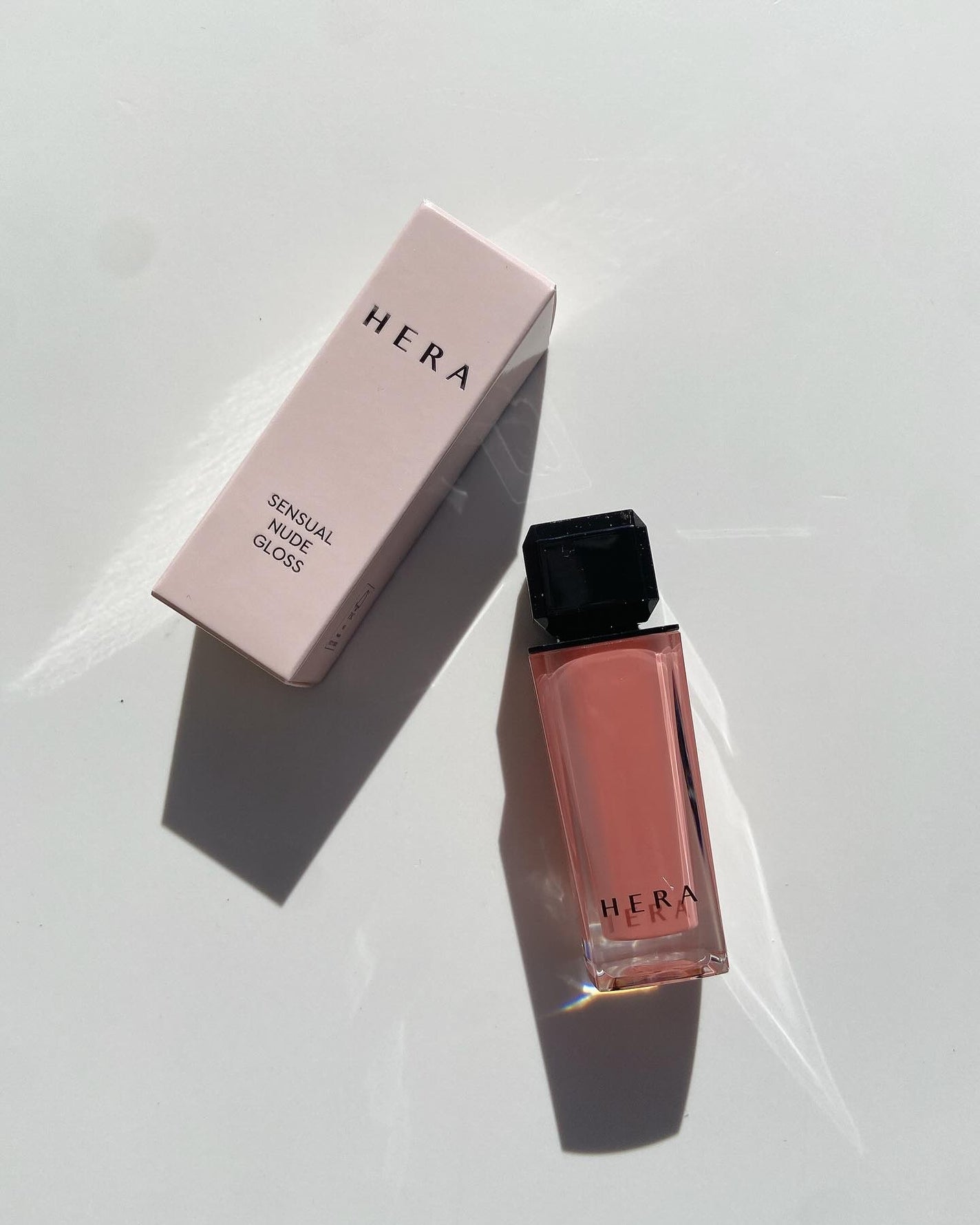 センシュアルヌードグロス/HERA/リップグロスを使ったクチコミ(2枚目)
