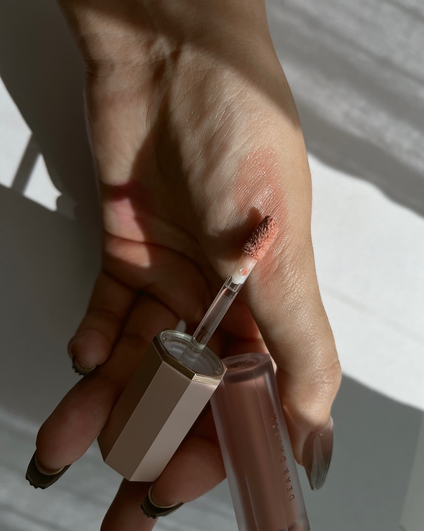 ペタルドロップリキッドブラッシャー/DEAR DAHLIA/リキッドチークを使ったクチコミ（3枚目）