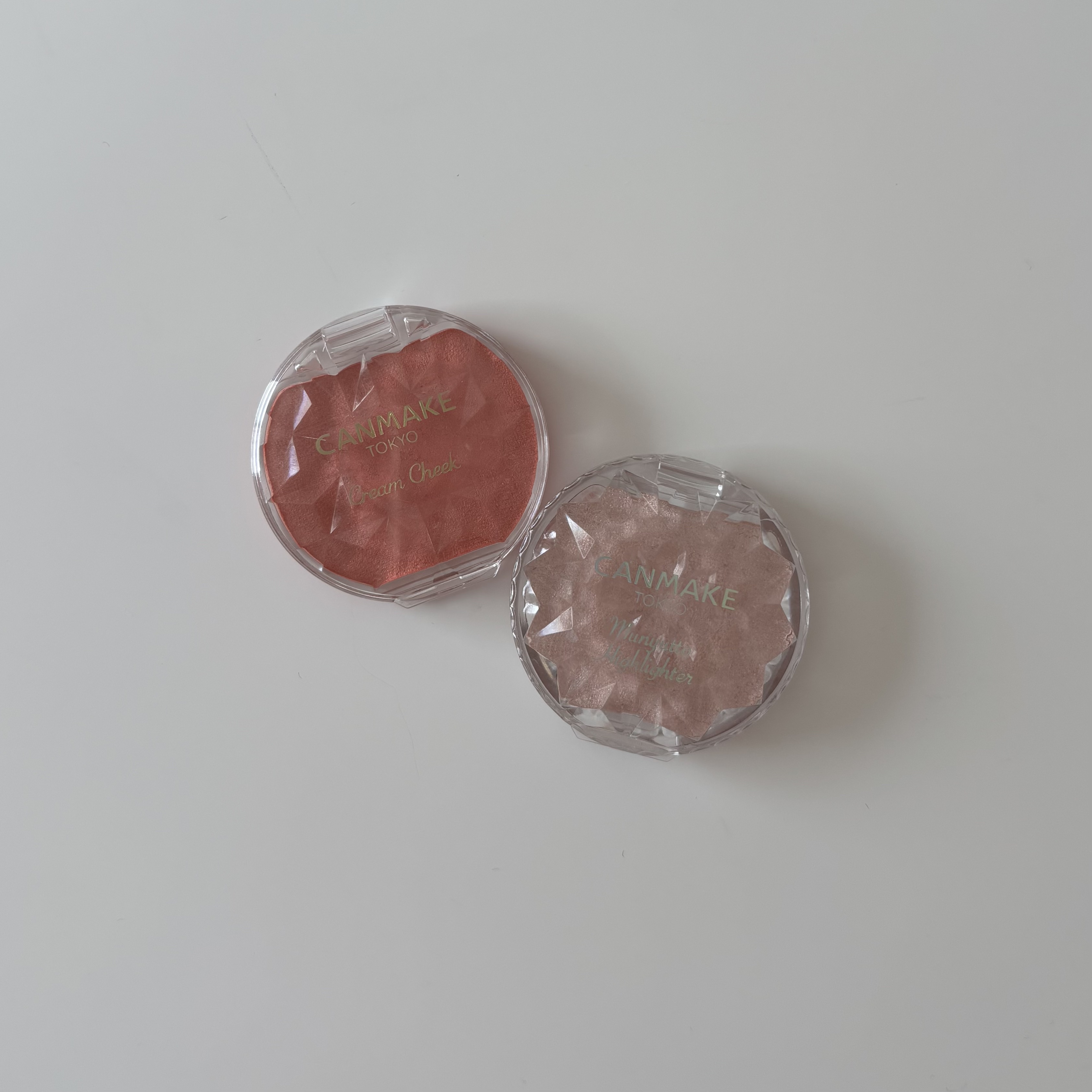 むにゅっとハイライター/キャンメイク/クリームハイライトを使ったクチコミ（1枚目）