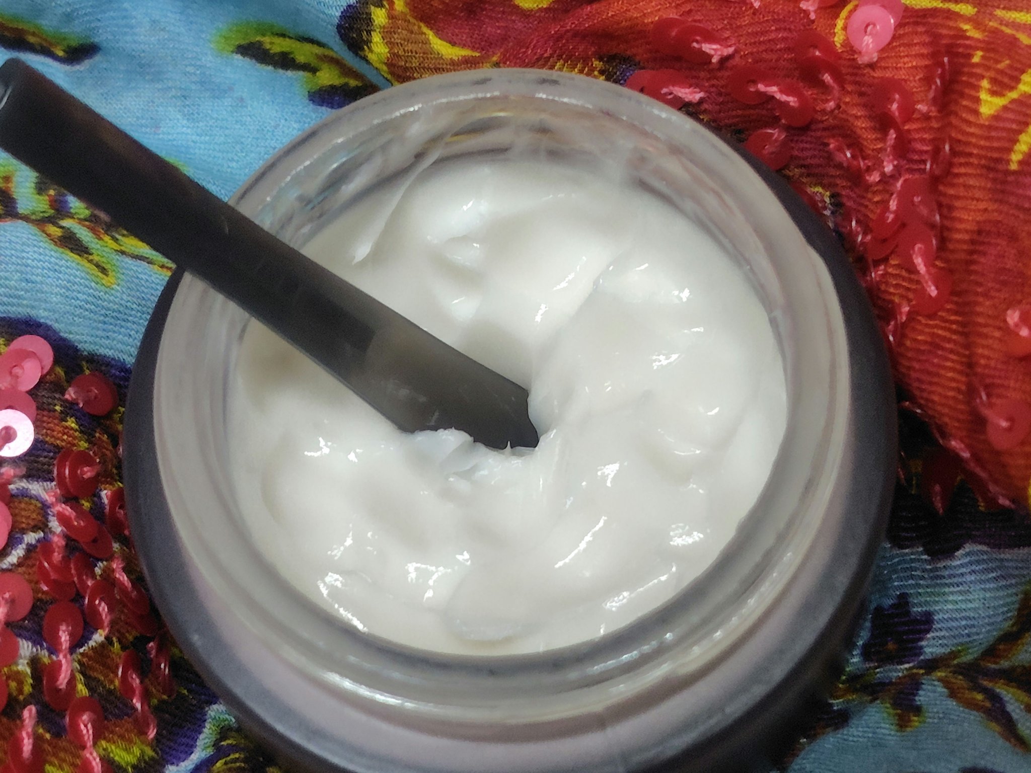 モイスチュアライジング エフフォーリア クリーム/IGNIS/フェイスクリームを使ったクチコミ（2枚目）