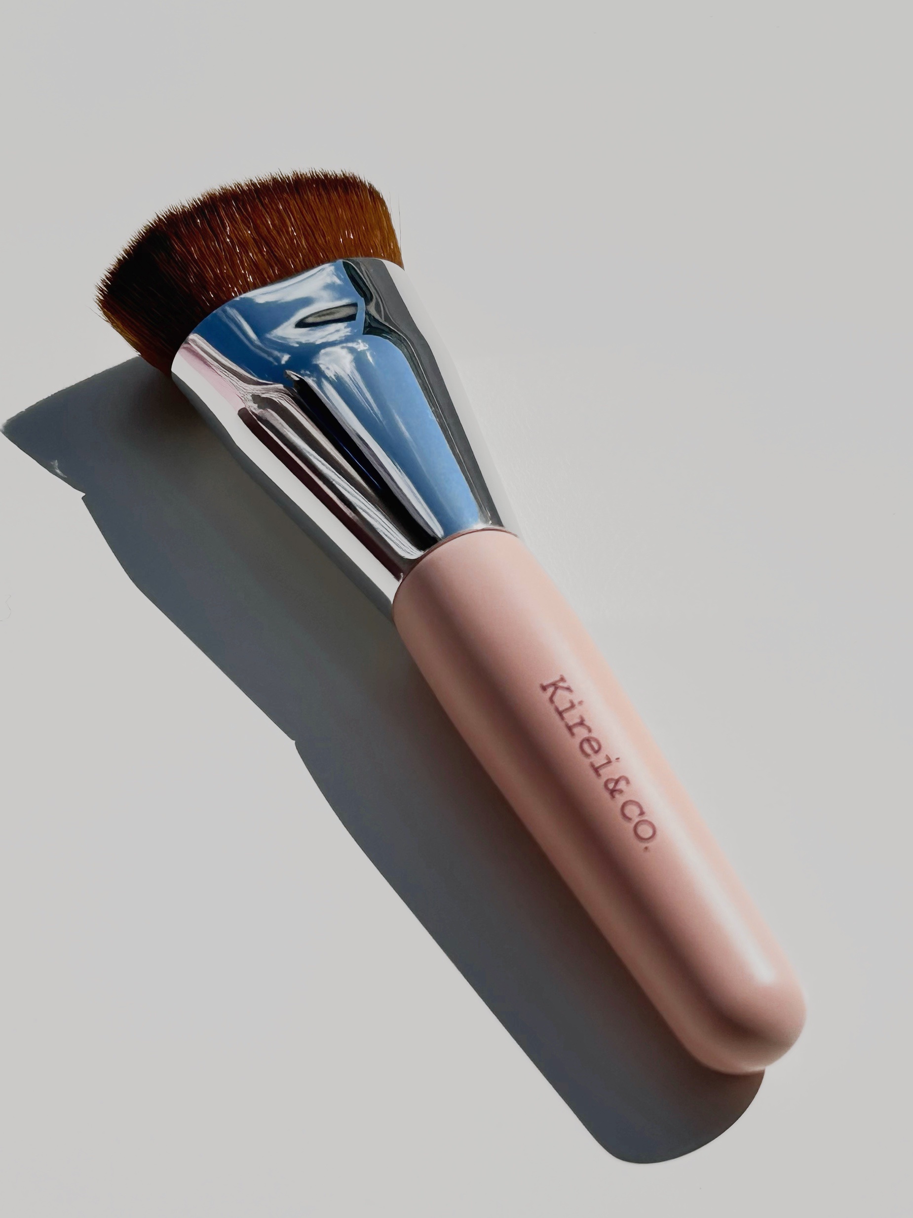 マルチファンデーション用メイクブラシ/Kirei&co./メイクブラシを使ったクチコミ（1枚目）