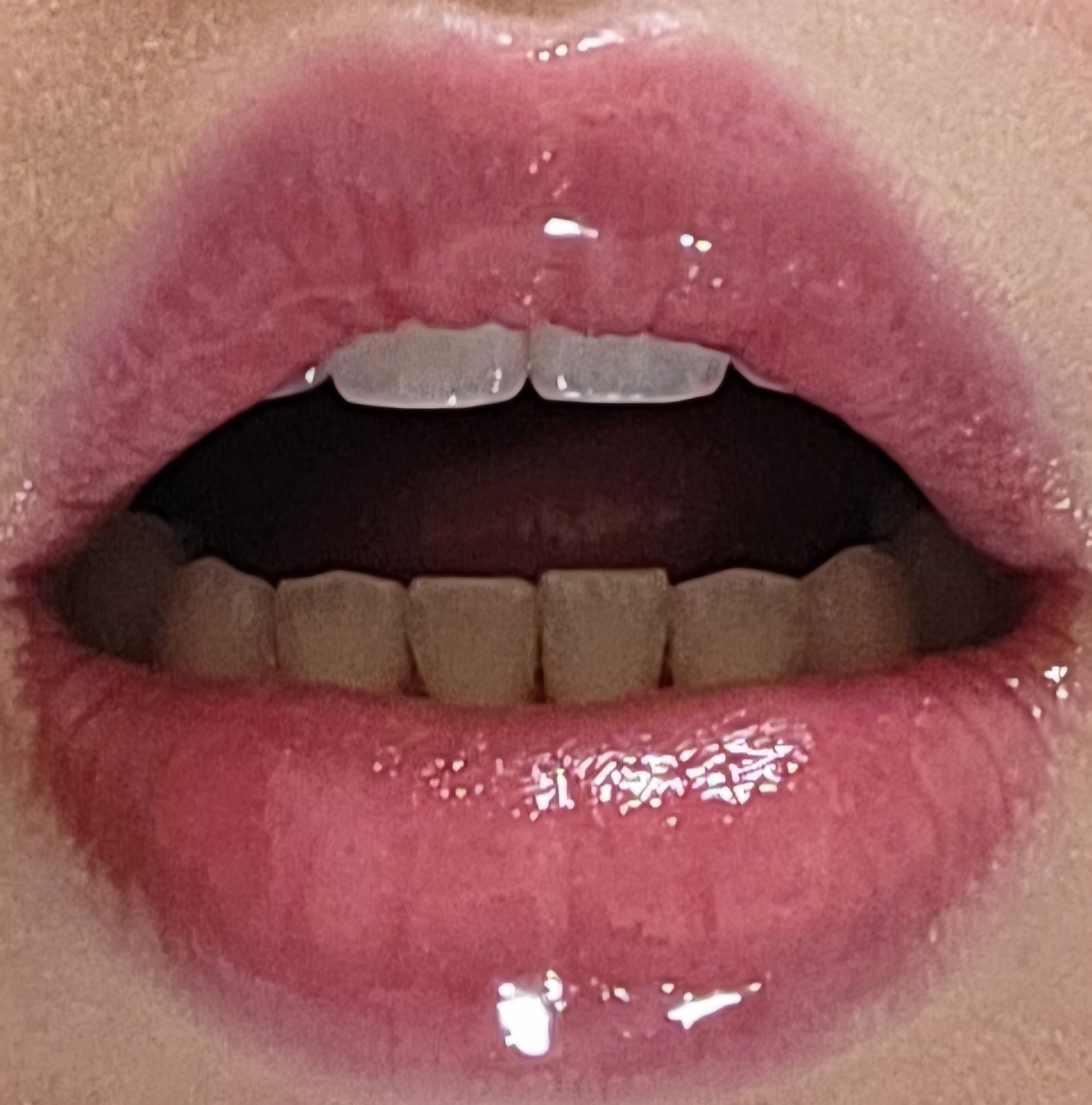 ピュアウォーターリップグロス 11 ミスティローズ/dasique/リップグロスを使ったクチコミ（1枚目）