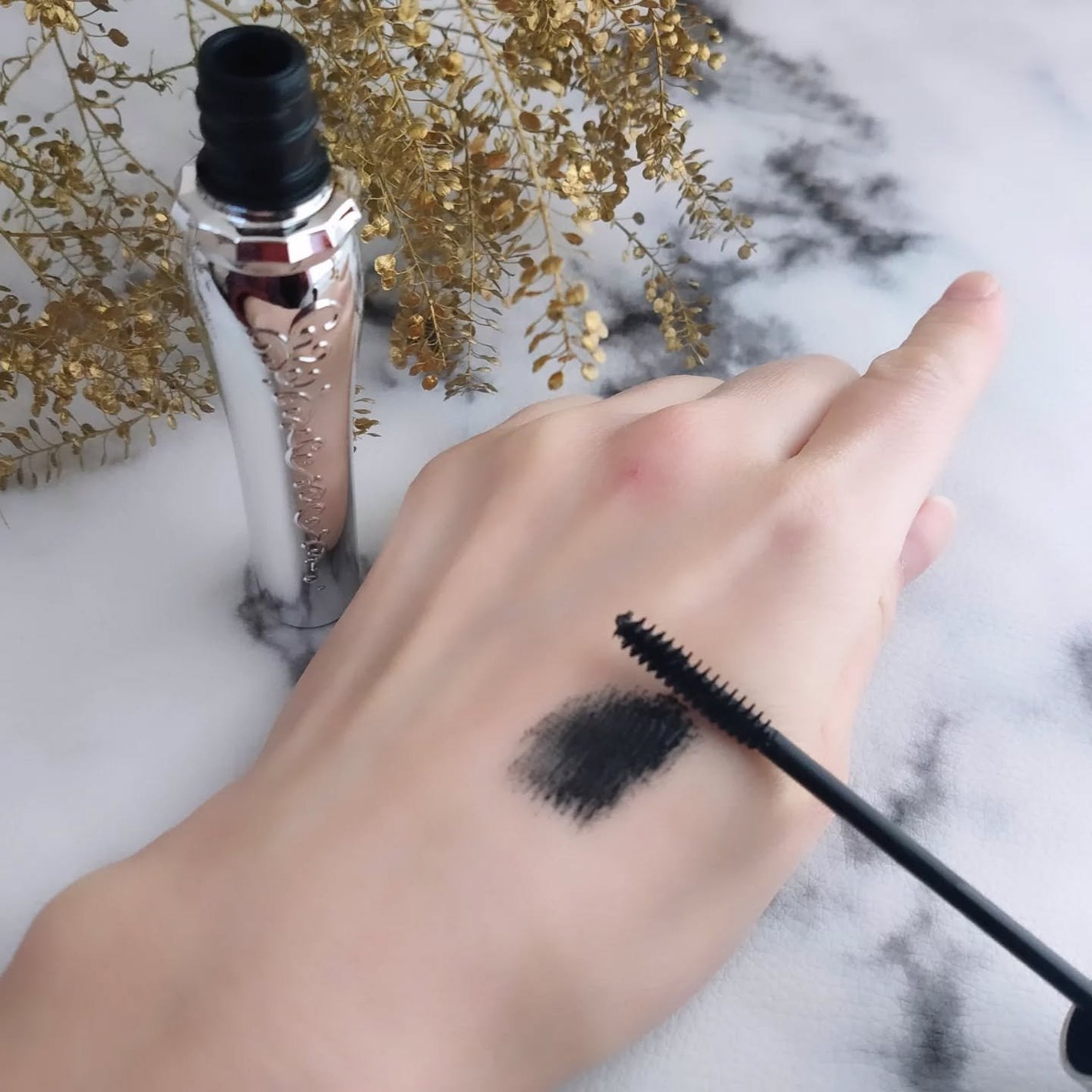 ジルスチュアート ブルームクチュール アイズ ジュエルドブーケ/JILL STUART/アイシャドウパレットを使ったクチコミ(4枚目)