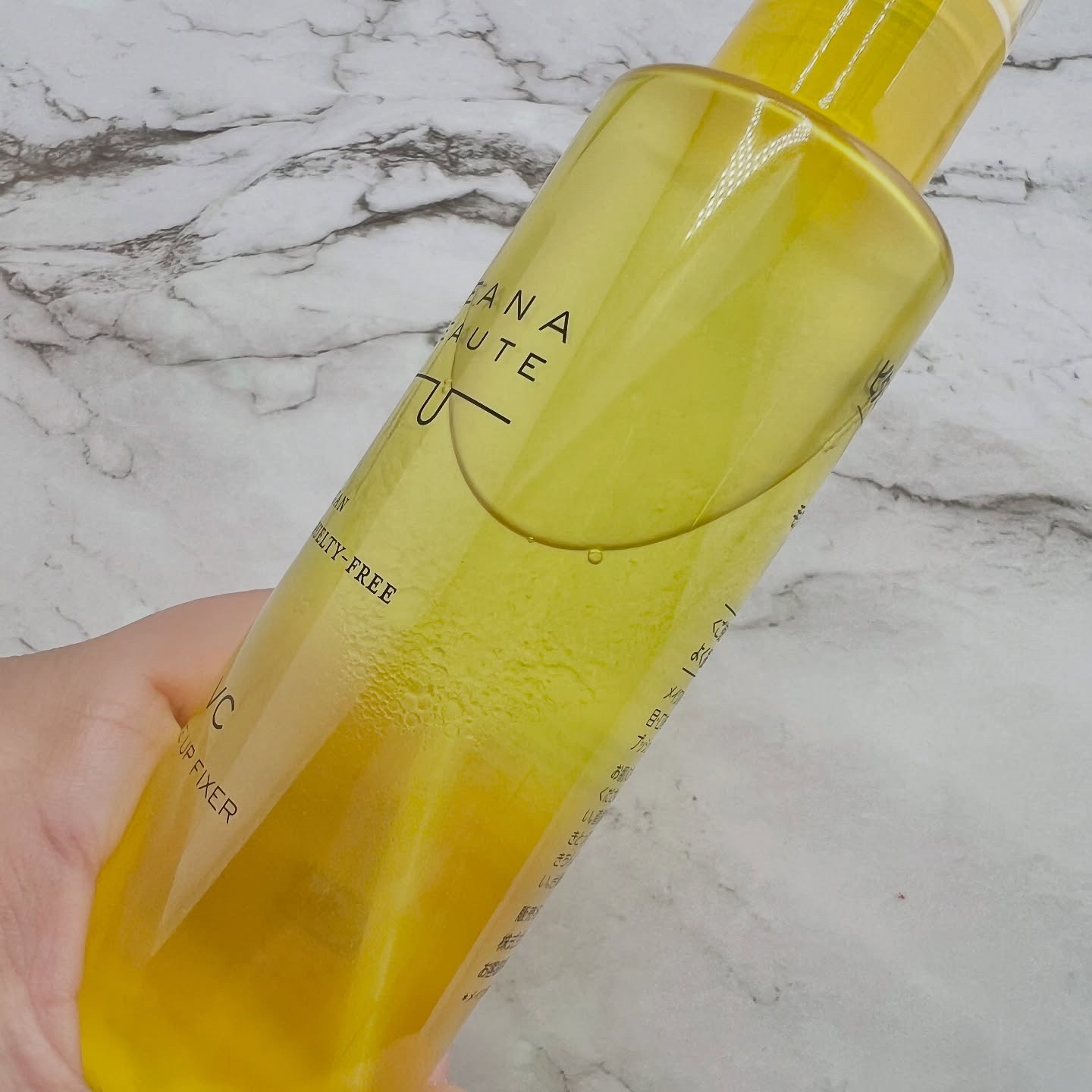 ケアナボーテ 毛穴肌メイクアップフィクサーVC 85ml/明色/ミスト状化粧水を使ったクチコミ（2枚目）