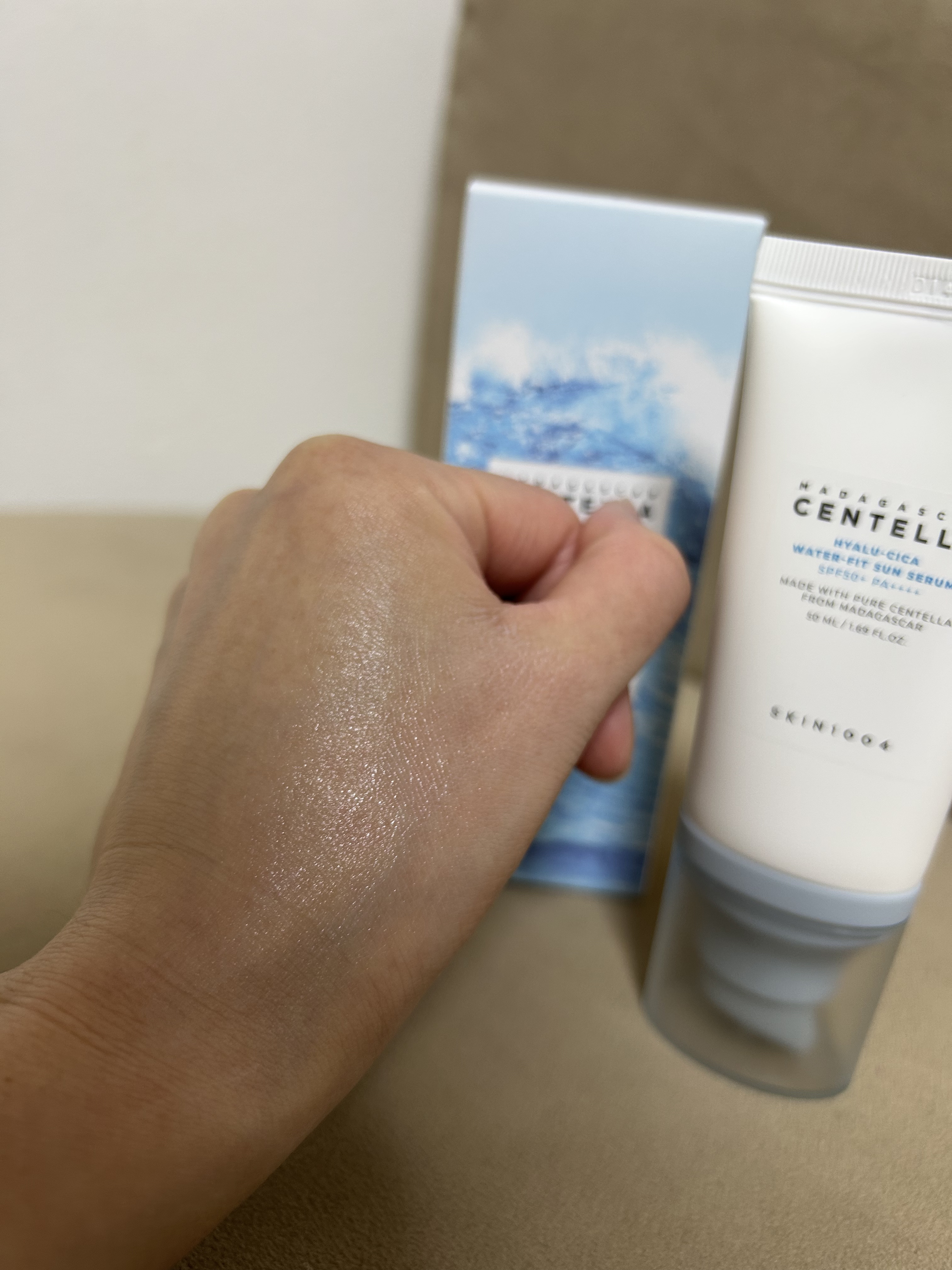 ヒアルーシカ ウォーターフィット サンセラム/SKIN1004/日焼け止めローションを使ったクチコミ（3枚目）