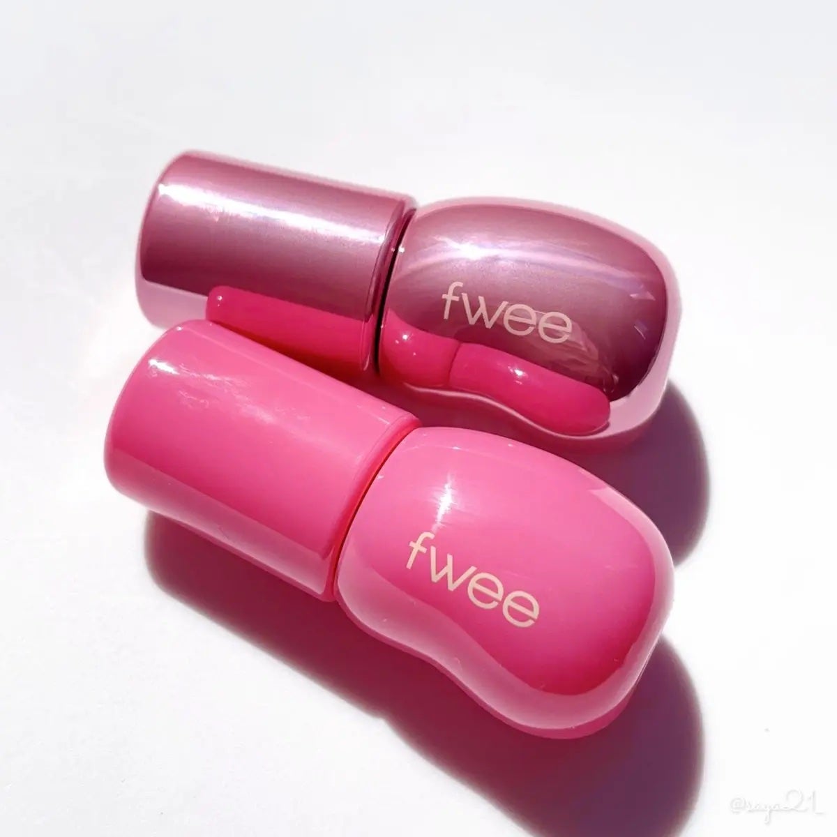 フィー 3Dボリューミンググロス/fwee/リップグロスを使ったクチコミ(4枚目)
