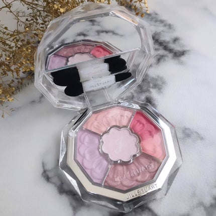 ジルスチュアート ブルームクチュール アイズ ジュエルドブーケ/JILL STUART/アイシャドウパレットを使ったクチコミ(5枚目)