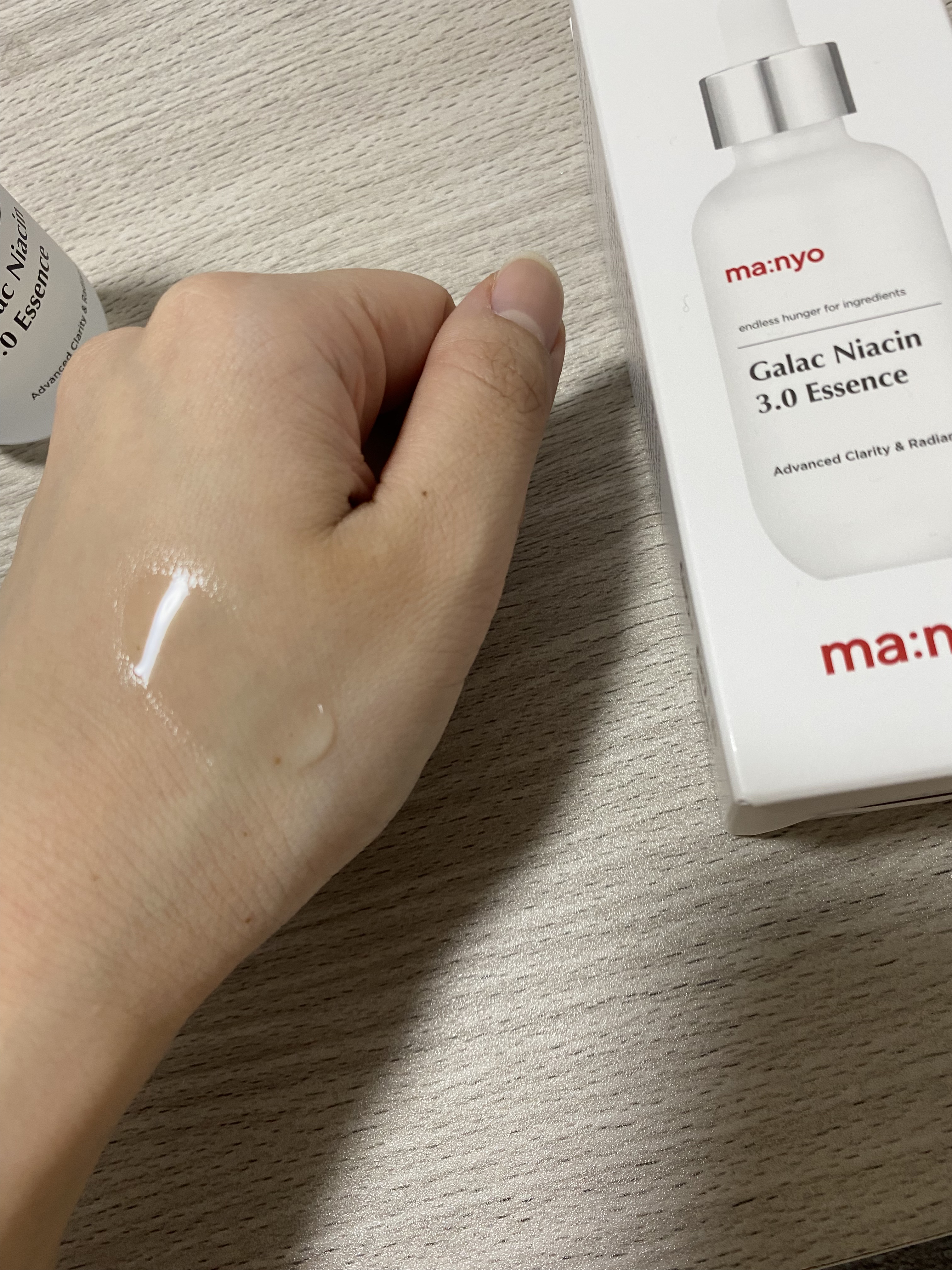ガラク ナイアシン 3.0 エッセンス/manyo/美容液を使ったクチコミ（2枚目）
