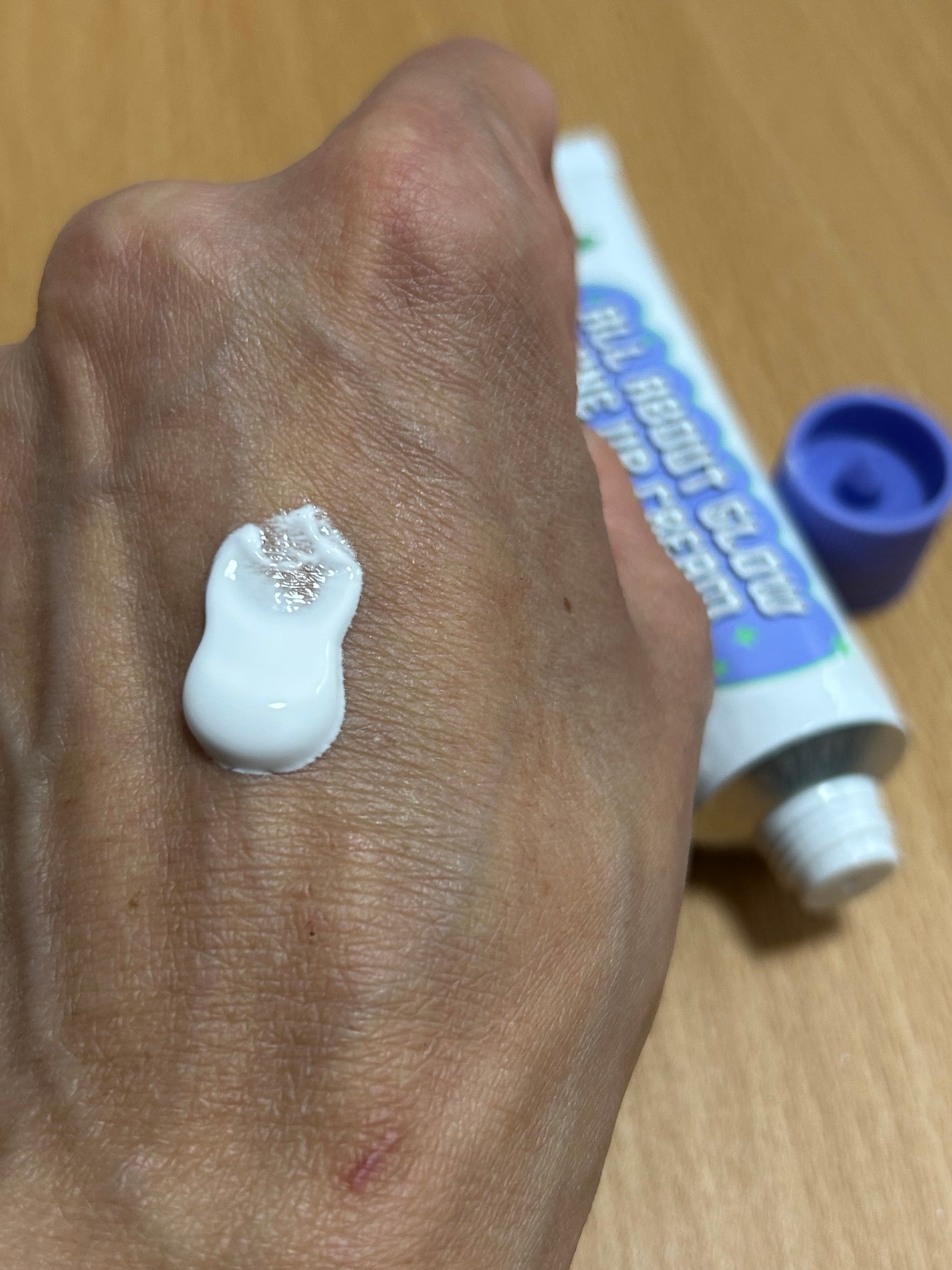 オールアバウトグロウトーンアップクリーム/CHASIN'RABBITS/化粧下地を使ったクチコミ(2枚目)