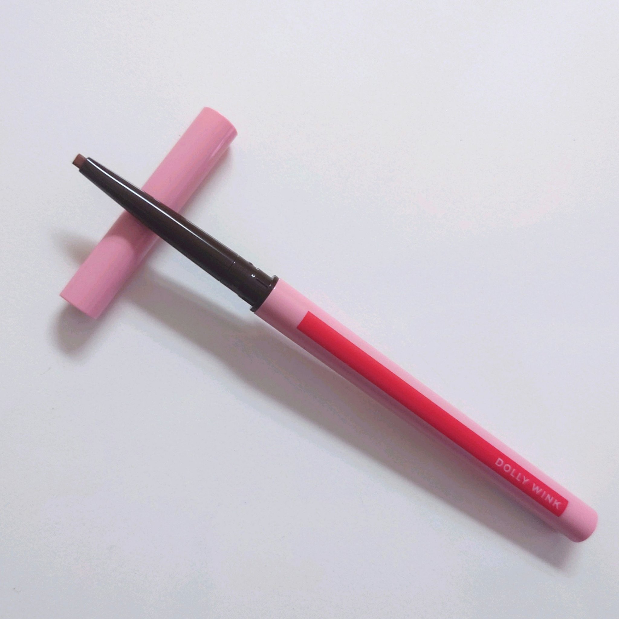 オーバルマルチジェルライナー 01 ナチュラルブラック/ドーリーウインク/ジェルアイライナーを使ったクチコミ（1枚目）