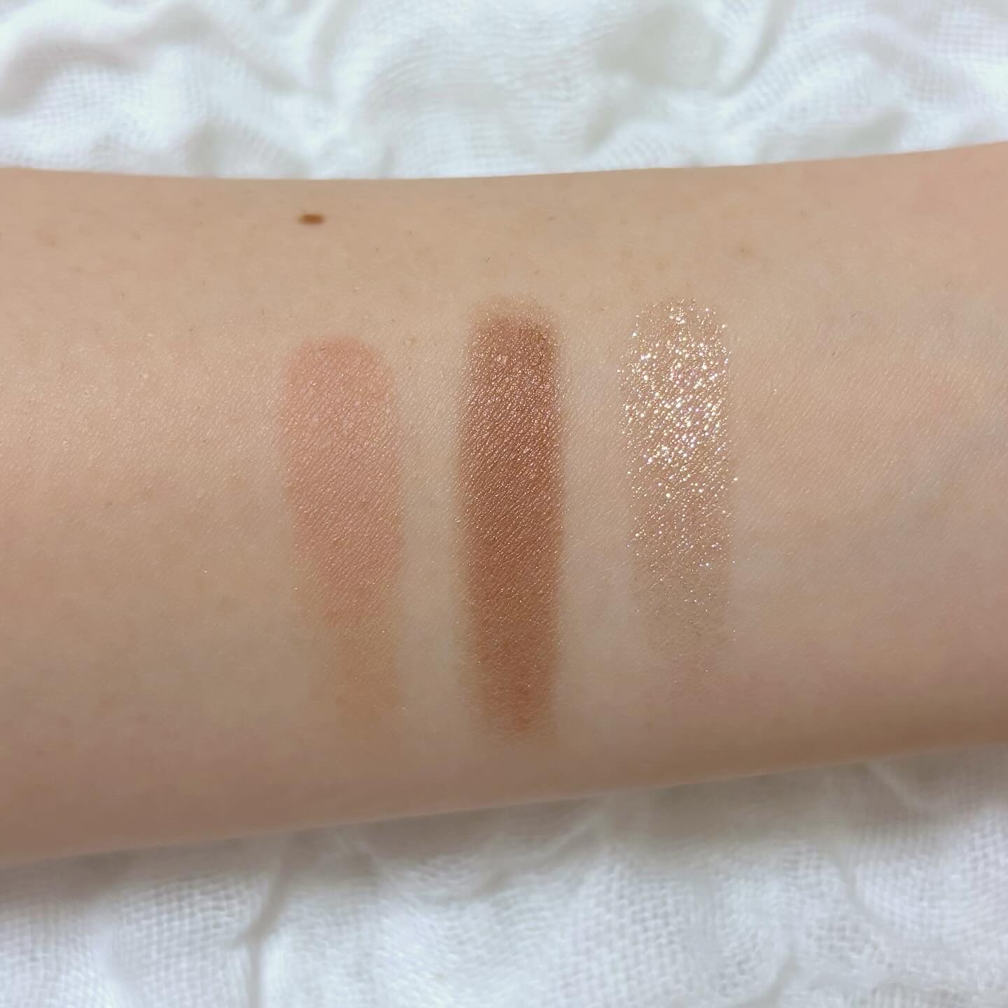 トリプルアイパレット/hana by hince/アイシャドウパレットを使ったクチコミ（2枚目）