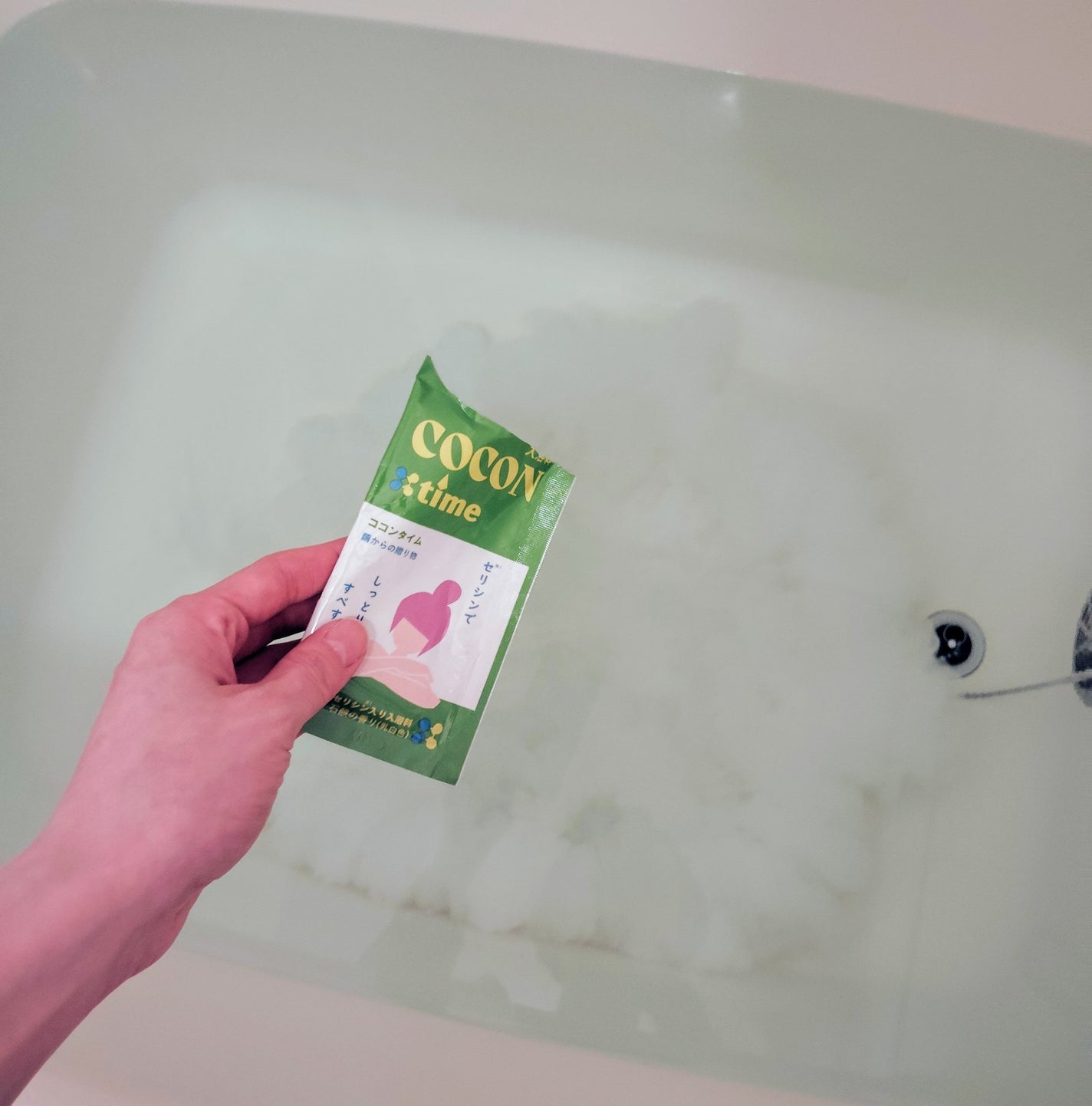 「COCON time」セリシン入り入浴料/みやびやかシリーズ/無機塩系入浴剤を使ったクチコミ(3枚目)