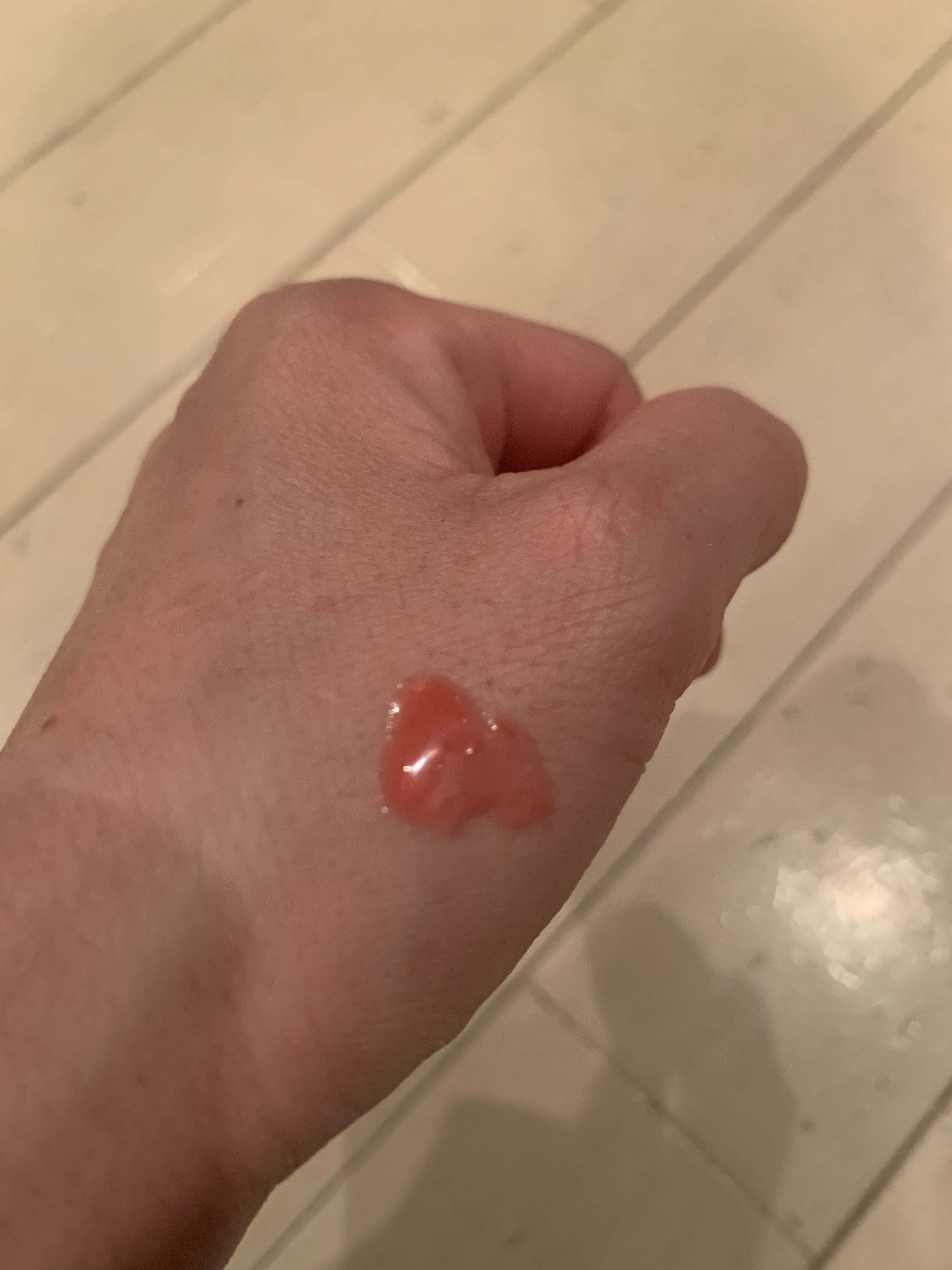 リップ ペンシル ストリップダウン/M・A・C/リップライナーを使ったクチコミ（3枚目）