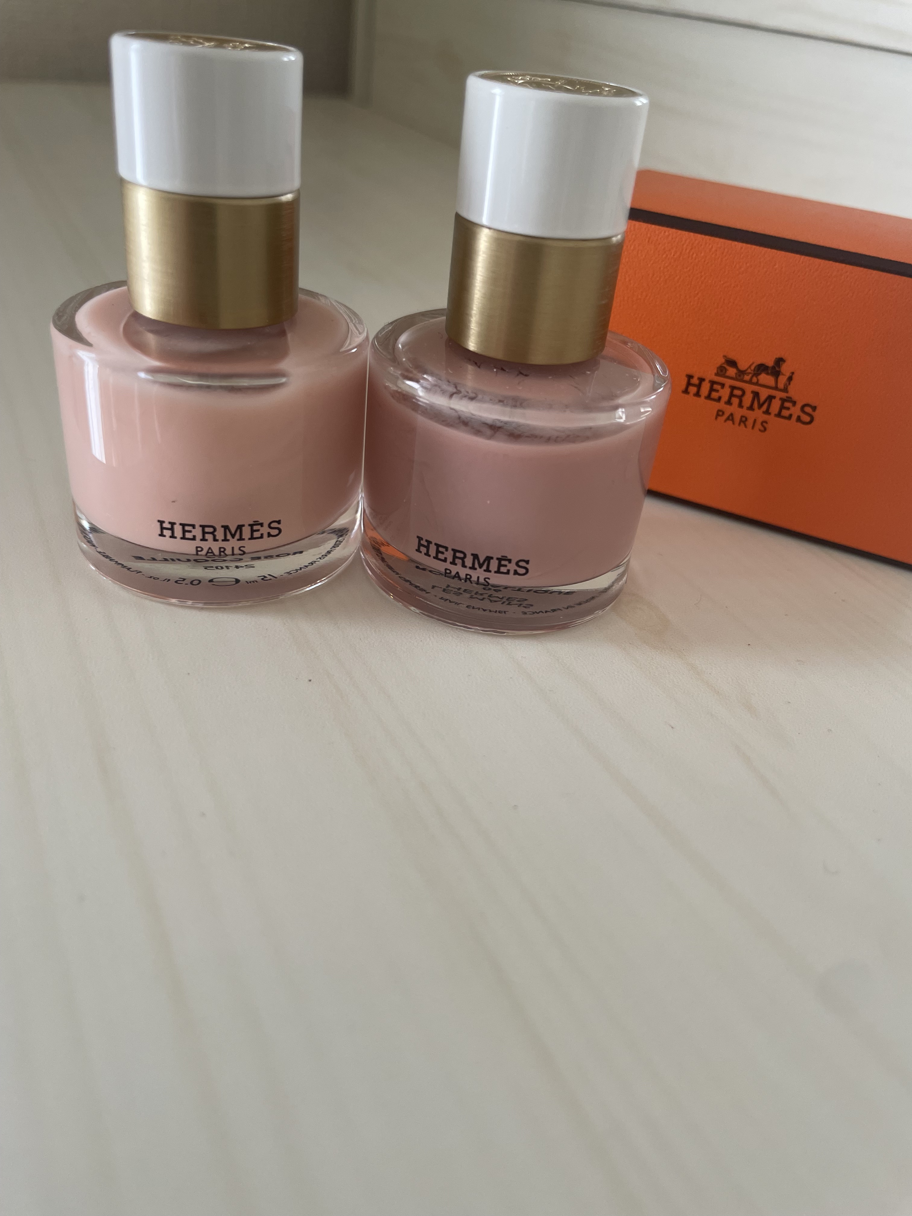 レ マン エルメス ヴェルニ エマイユ 03 ローズ・コキーユ