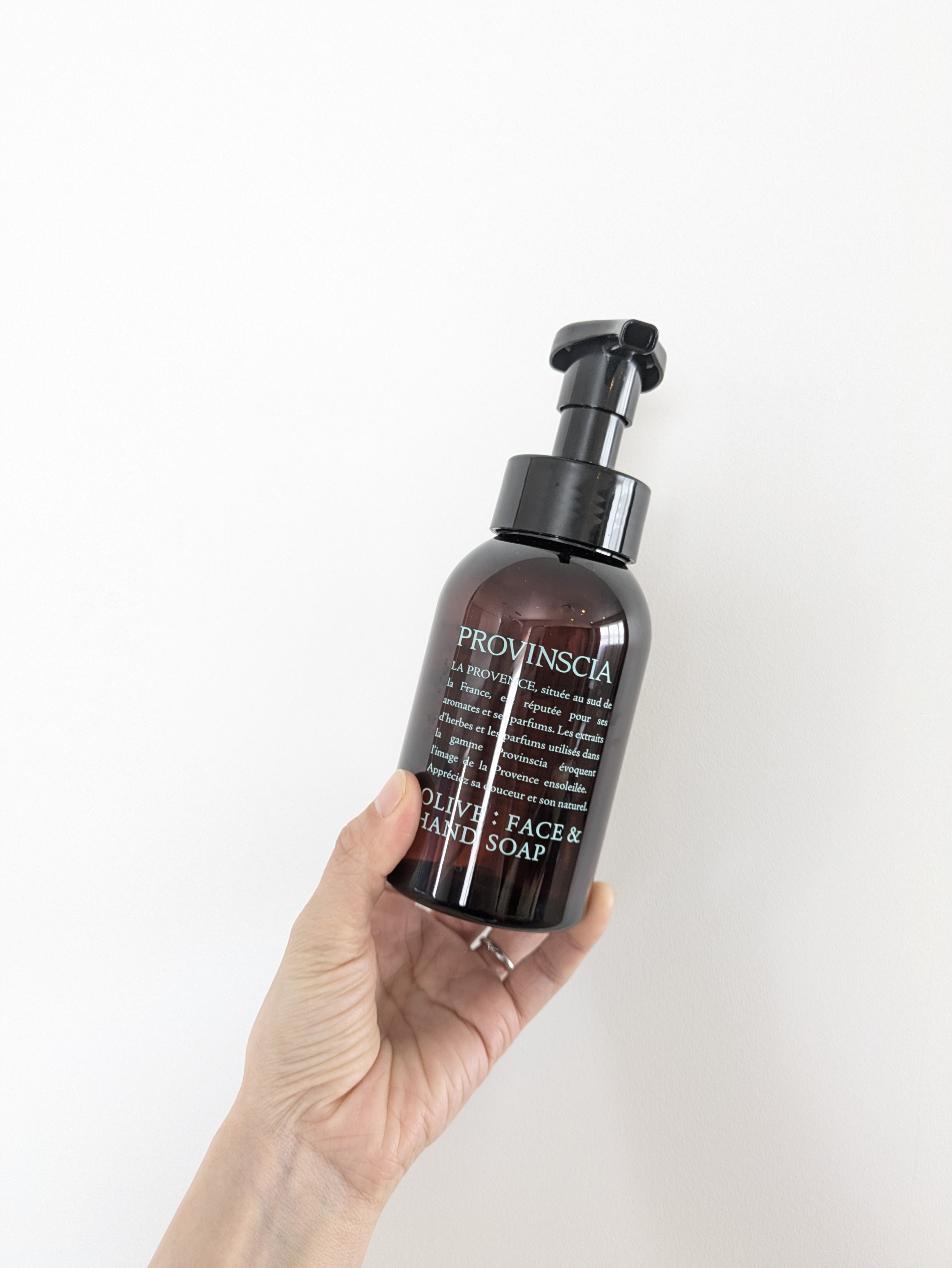 プロバンシア レクラドール ハンド＆ネイルクリーム/ペリカン石鹸/ハンドクリームを使ったクチコミ（1枚目）