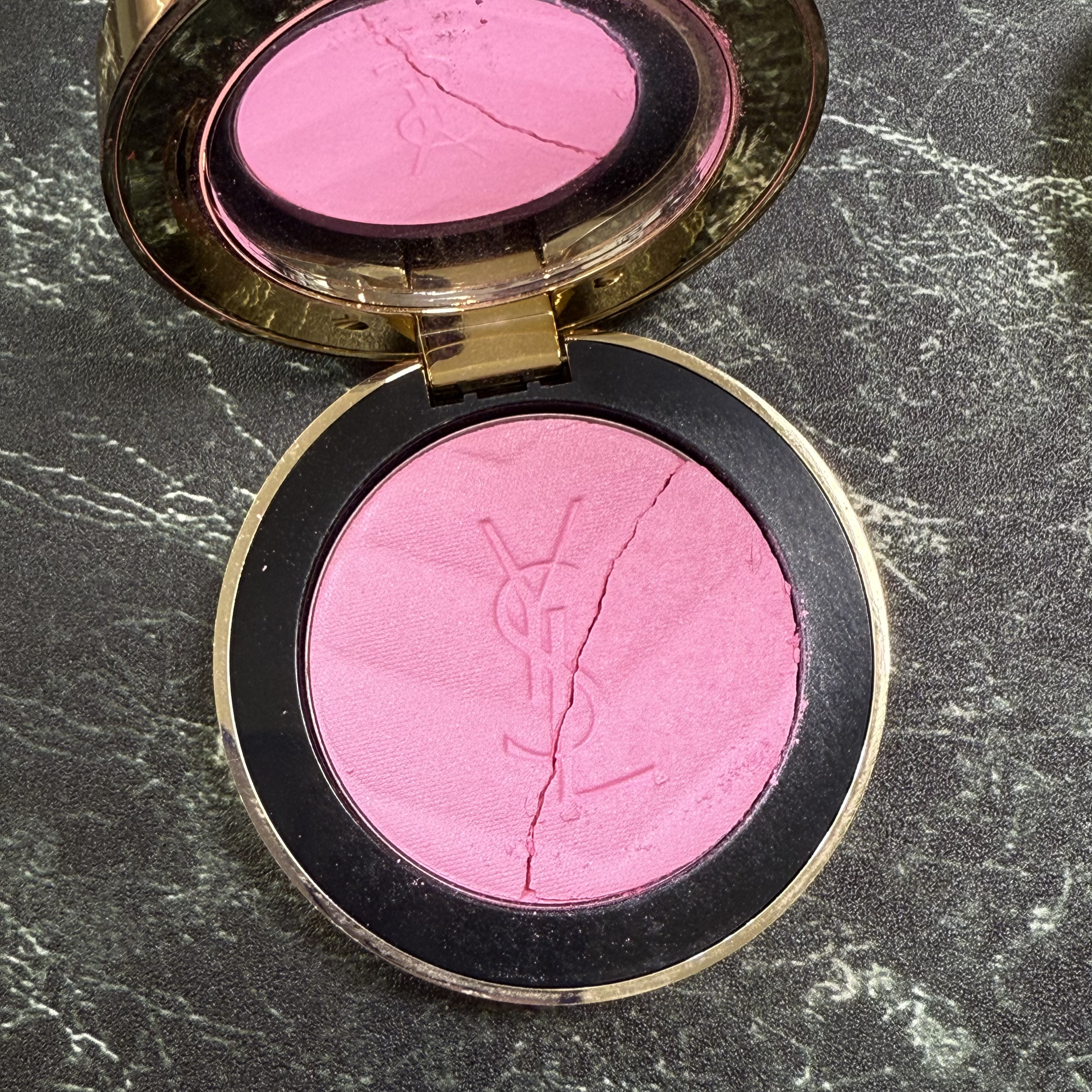 YSL メイクミーブラッシュ パウダー/YVES SAINT LAURENT BEAUTE/パウダーチークを使ったクチコミ（2枚目）