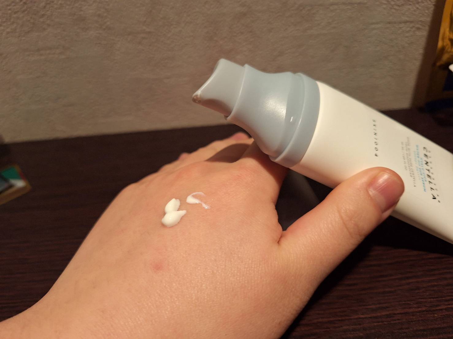 ヒアルーシカ ウォーターフィット サンセラム/SKIN1004/日焼け止めローションを使ったクチコミ（1枚目）