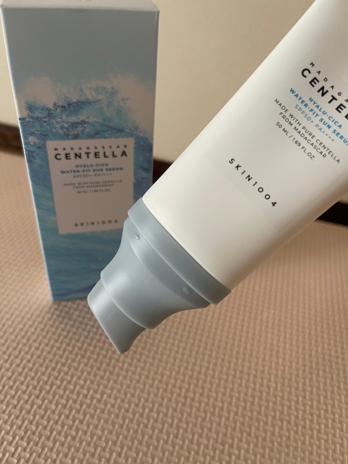 ヒアルーシカ ウォーターフィット サンセラム/SKIN1004/日焼け止めローションを使ったクチコミ(2枚目)