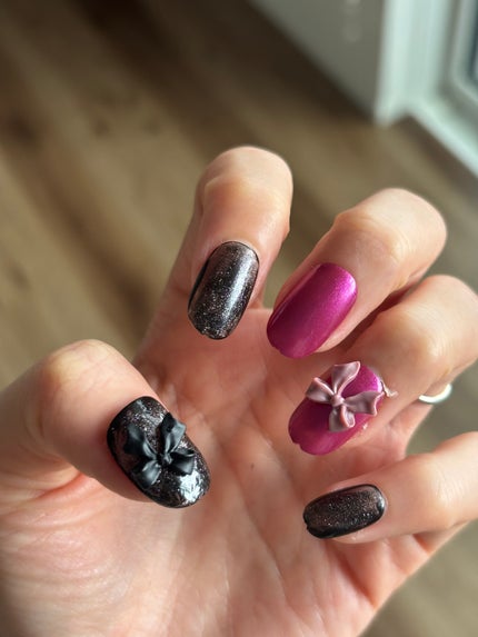 クロミムードペブルネイル 28デビルズ/rom&nd/マニキュアを使ったクチコミ(2枚目)