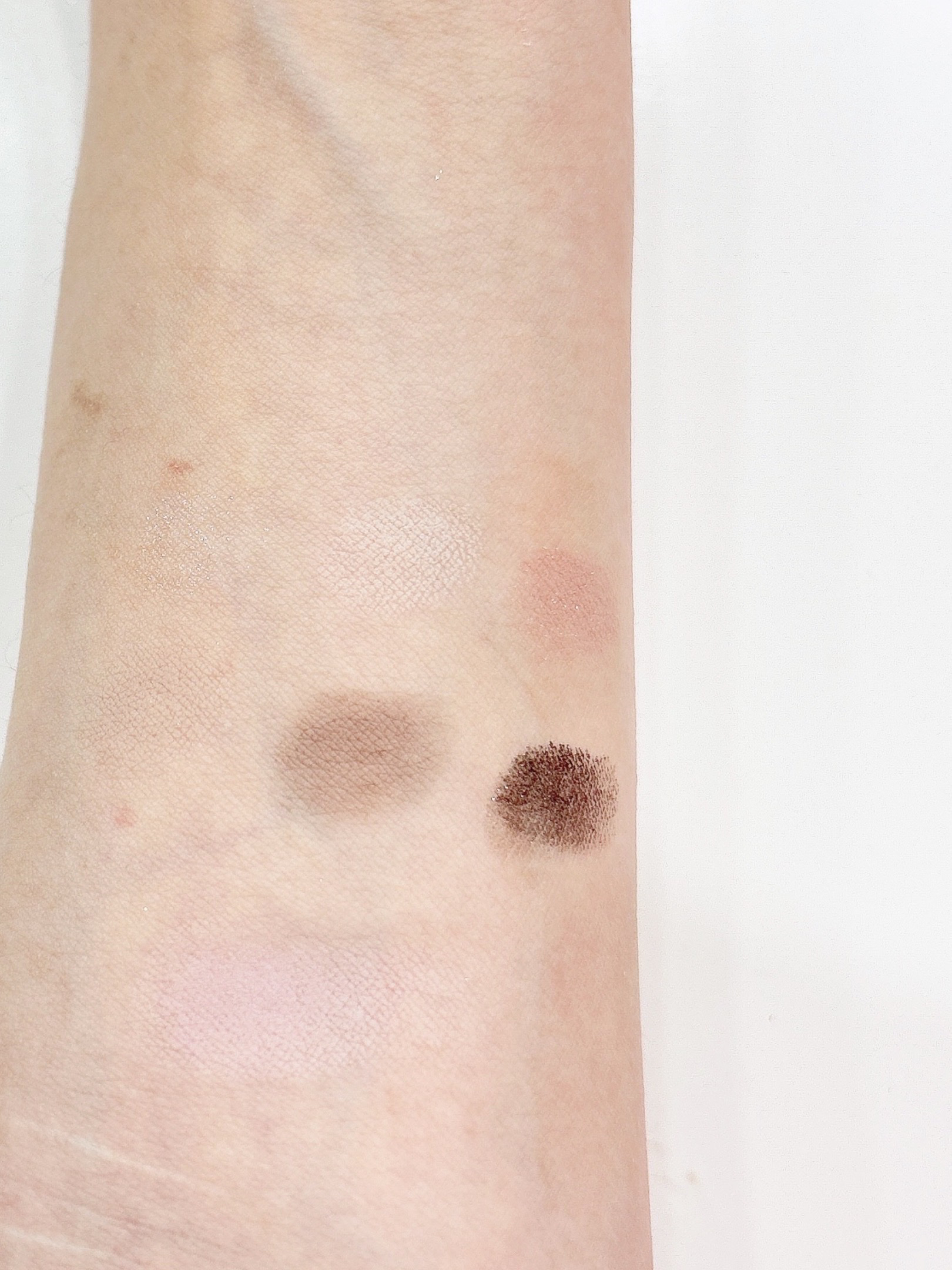 アイシャドウパレット/Healus/アイシャドウパレットを使ったクチコミ（3枚目）