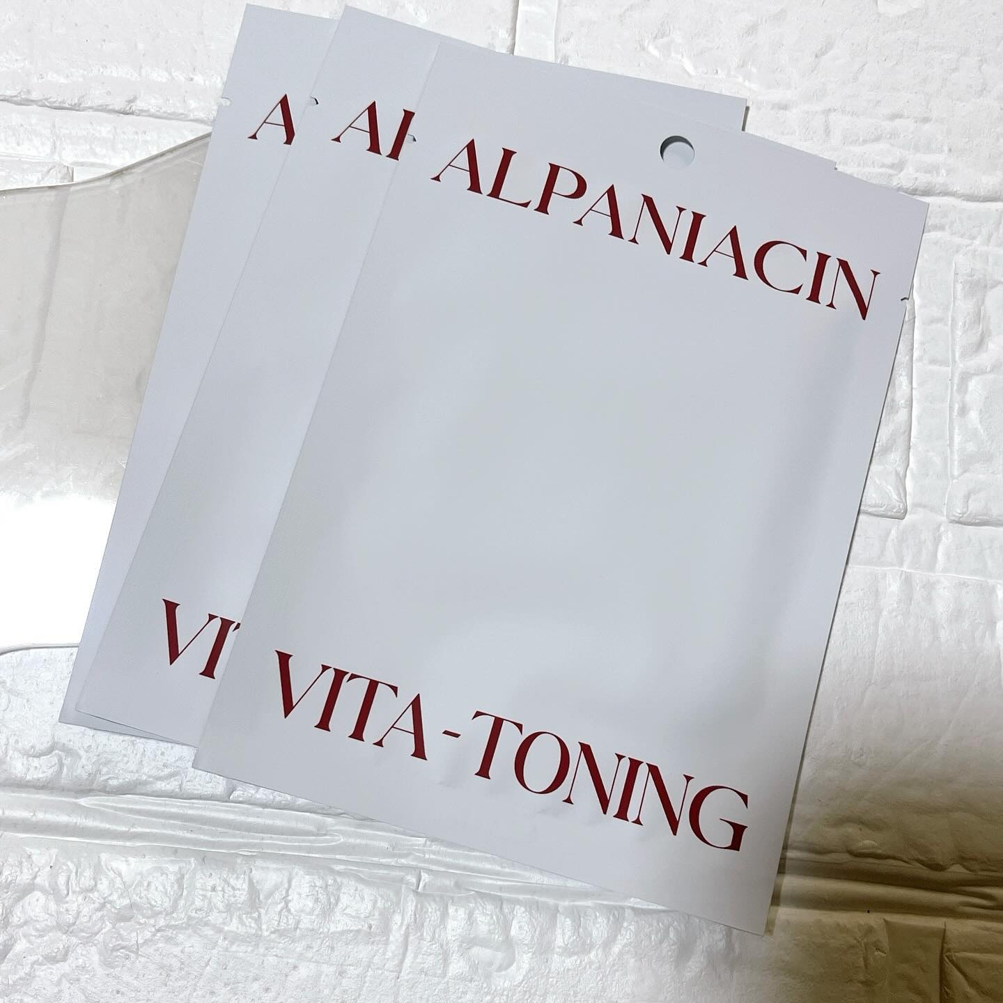 アルファNビタトーニングレッドオイルマスク/ShionLe/シートマスク・パックを使ったクチコミ（2枚目）