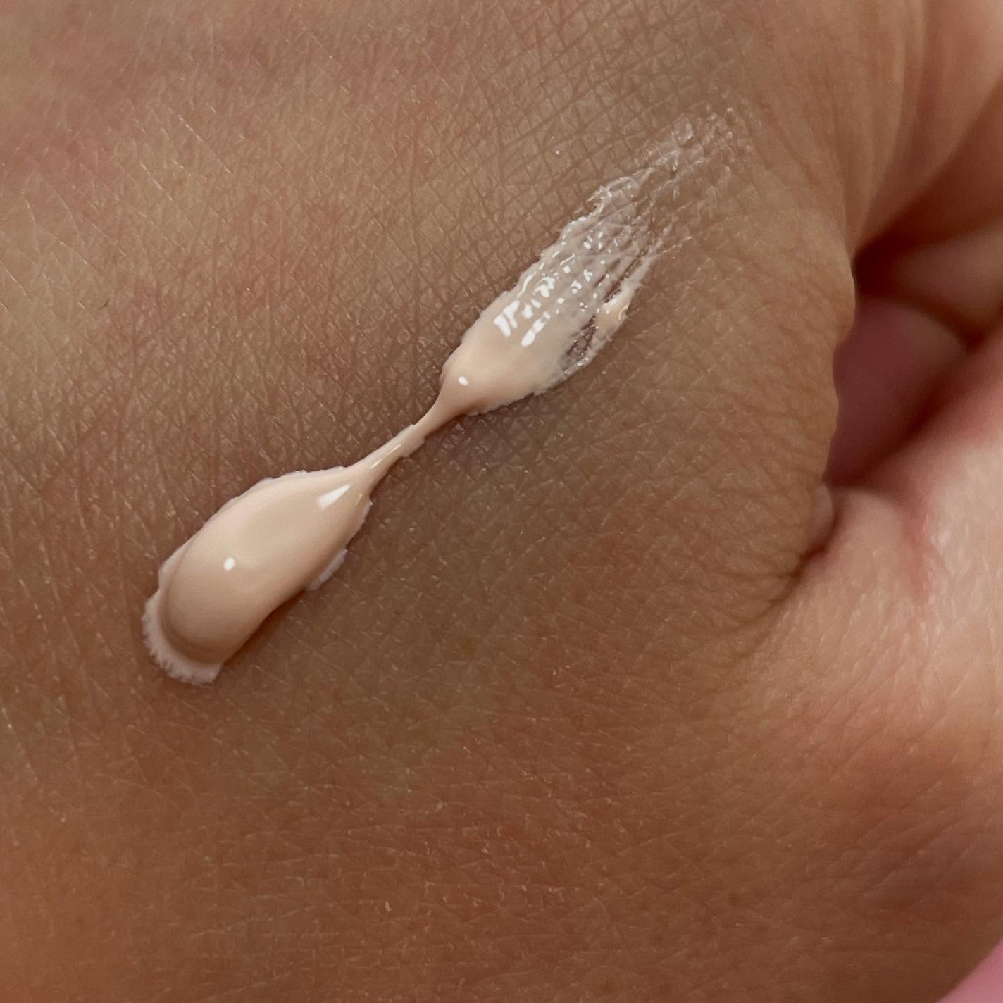 ディオール スノー UVシールド トーンアップ 50+/Dior/日焼け止めミルクを使ったクチコミ(3枚目)