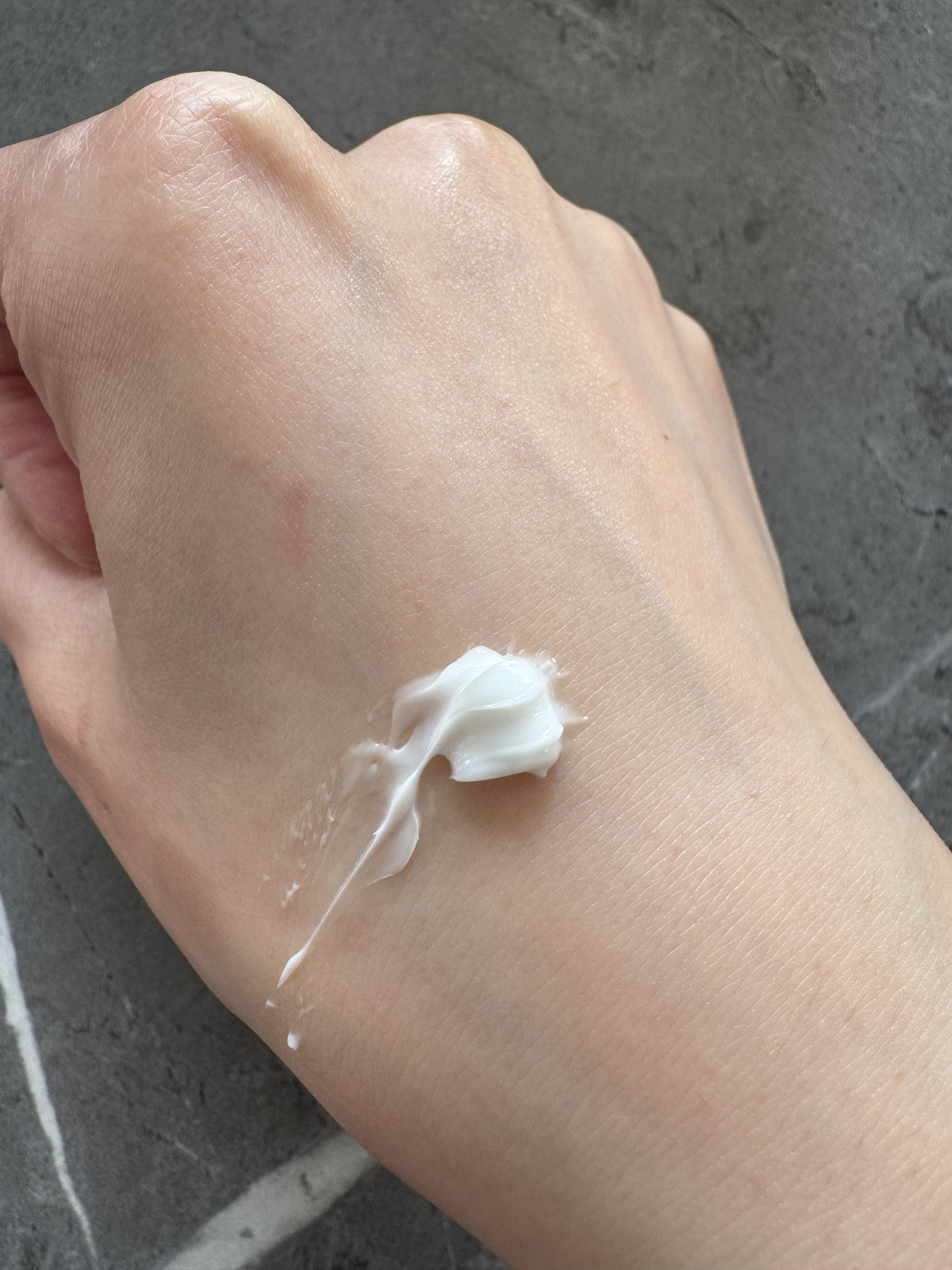 レチノール 3ペプチドナイトリペアクリーム/Anua/フェイスクリームを使ったクチコミ（3枚目）